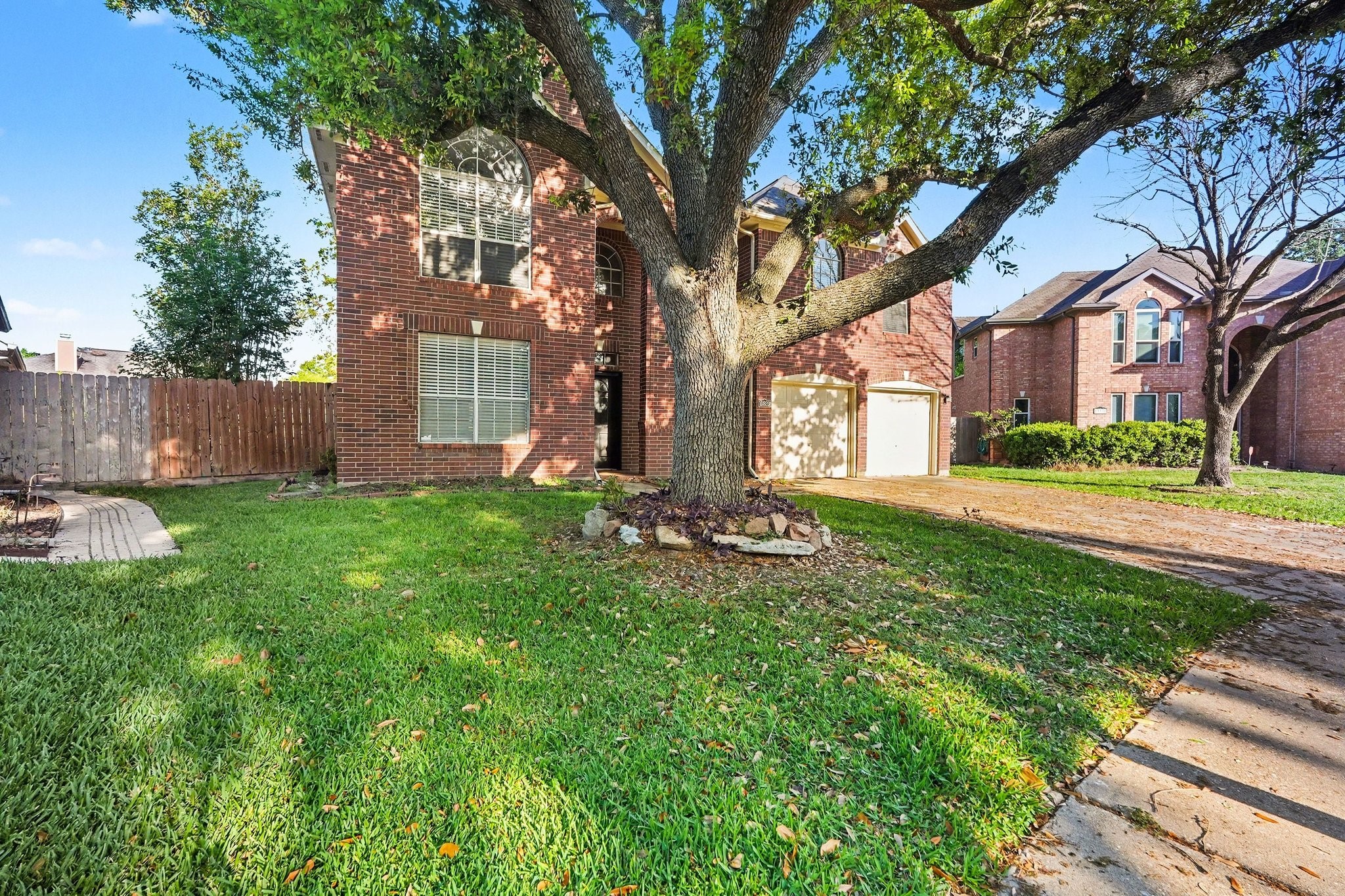 10823 Allens Landing Drive Property Photo 1
