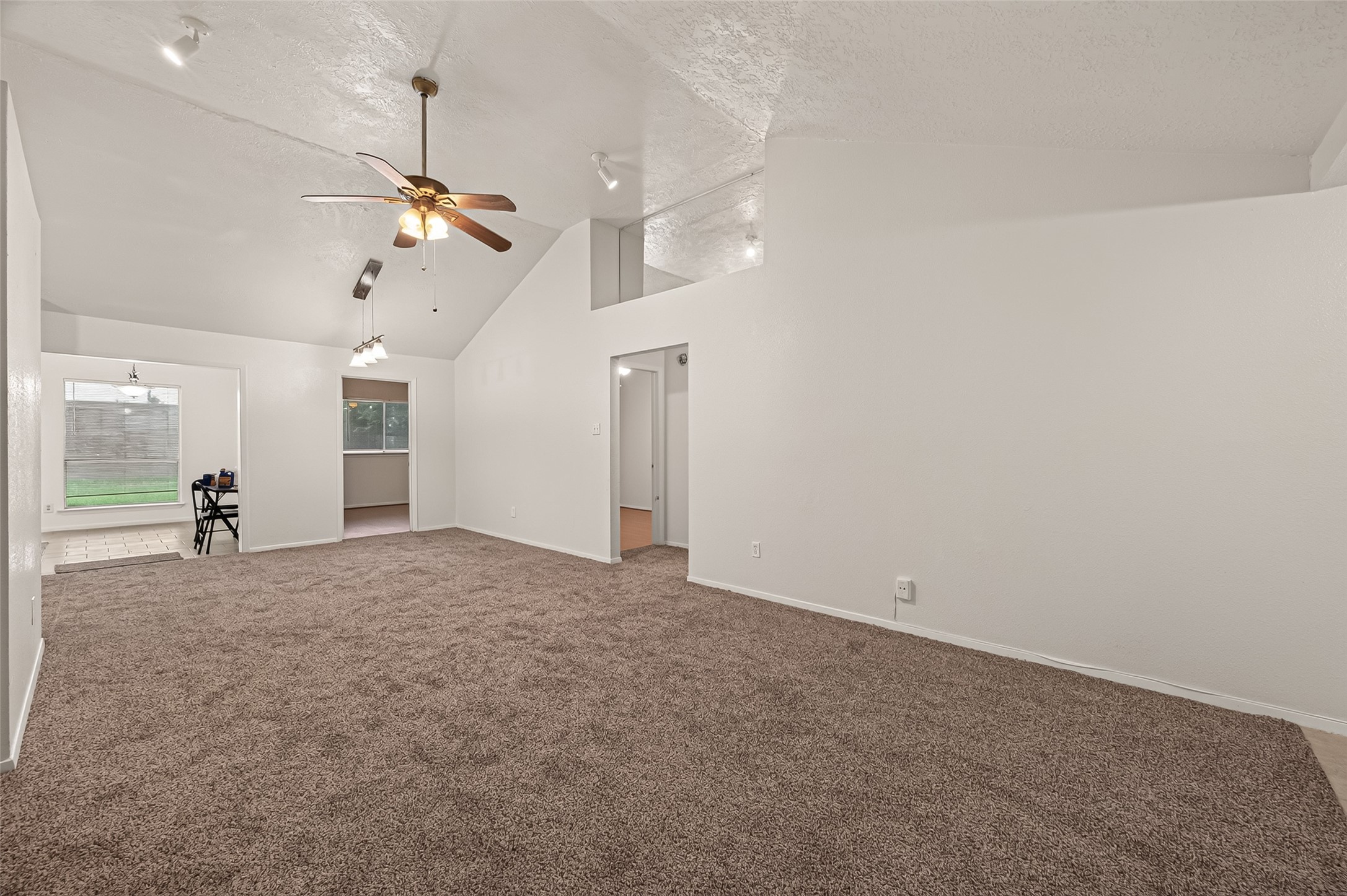 2714 S Brompton Drive Property Photo 10