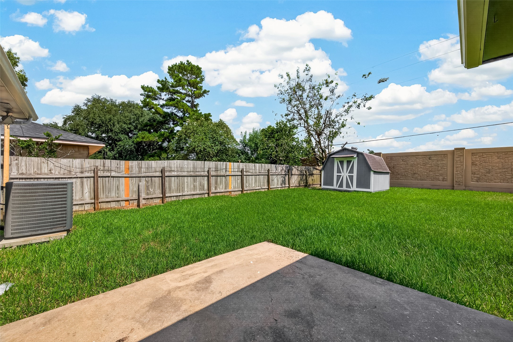 2714 S Brompton Drive Property Photo 38