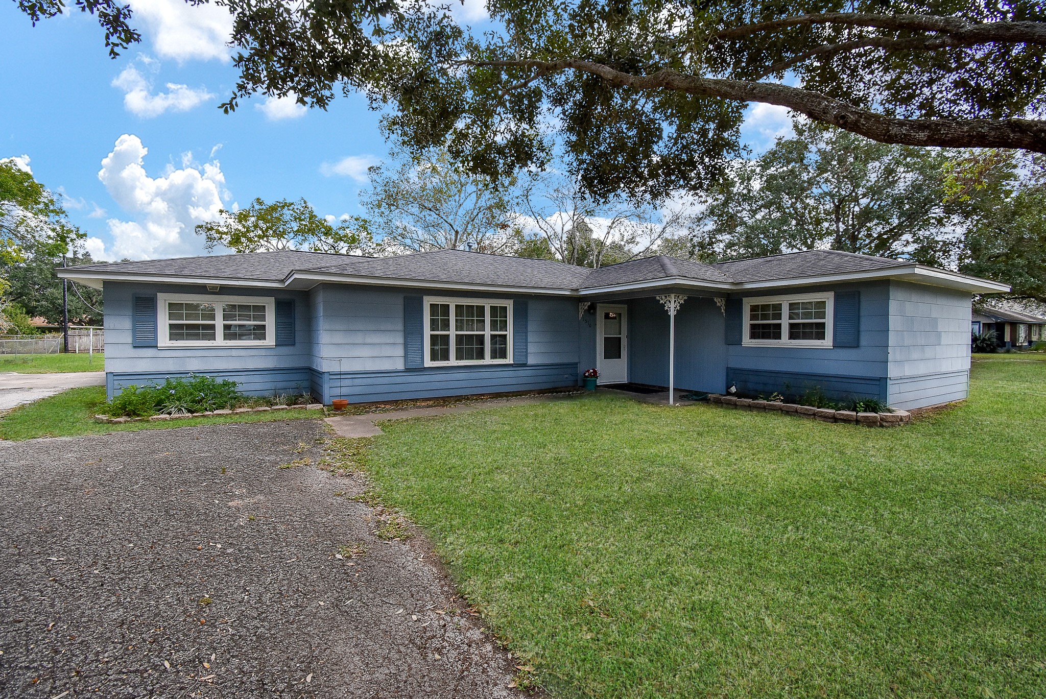 1510 Michael Street Property Photo 3