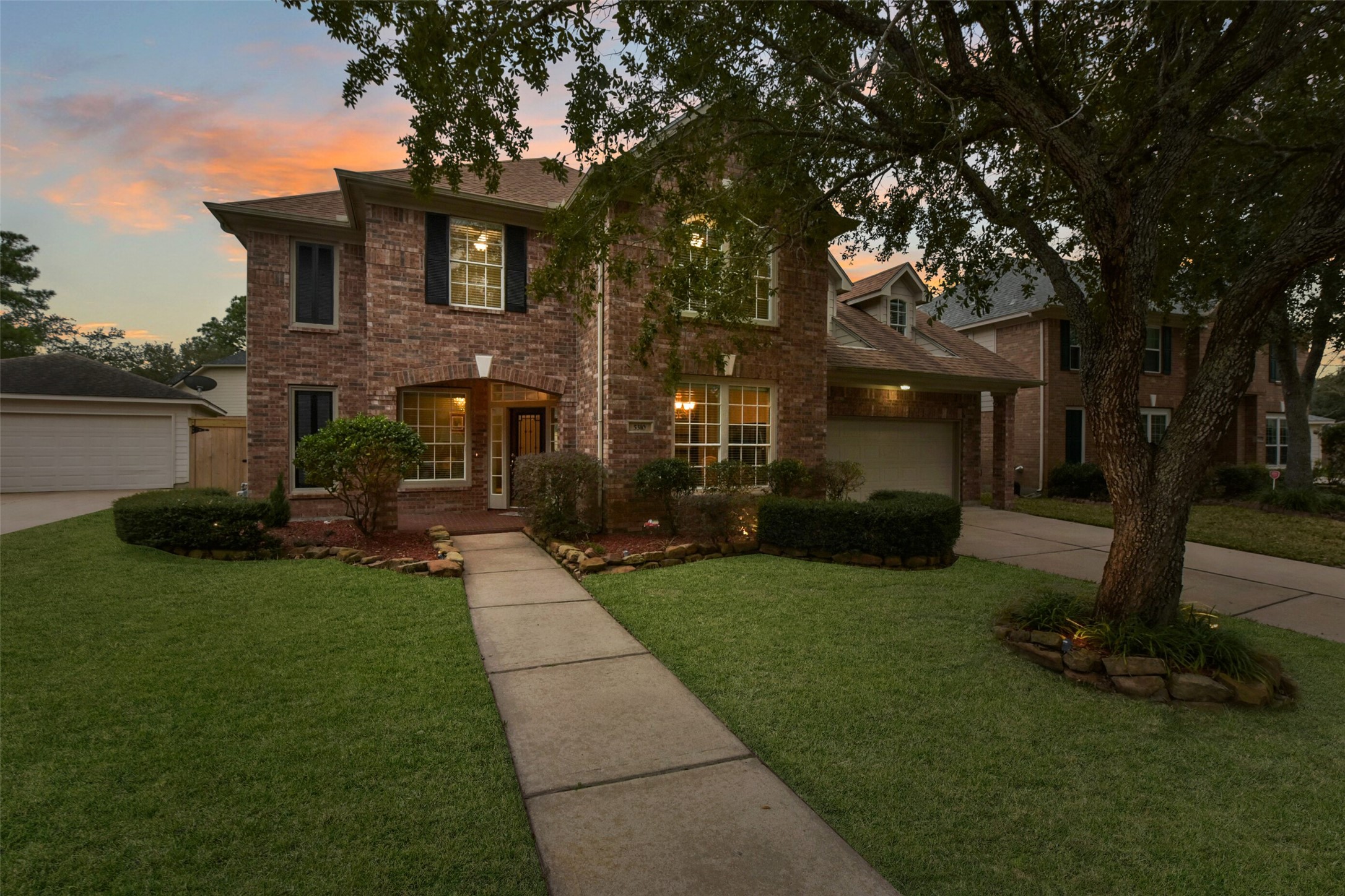 5310 Fairwick Court Property Photo