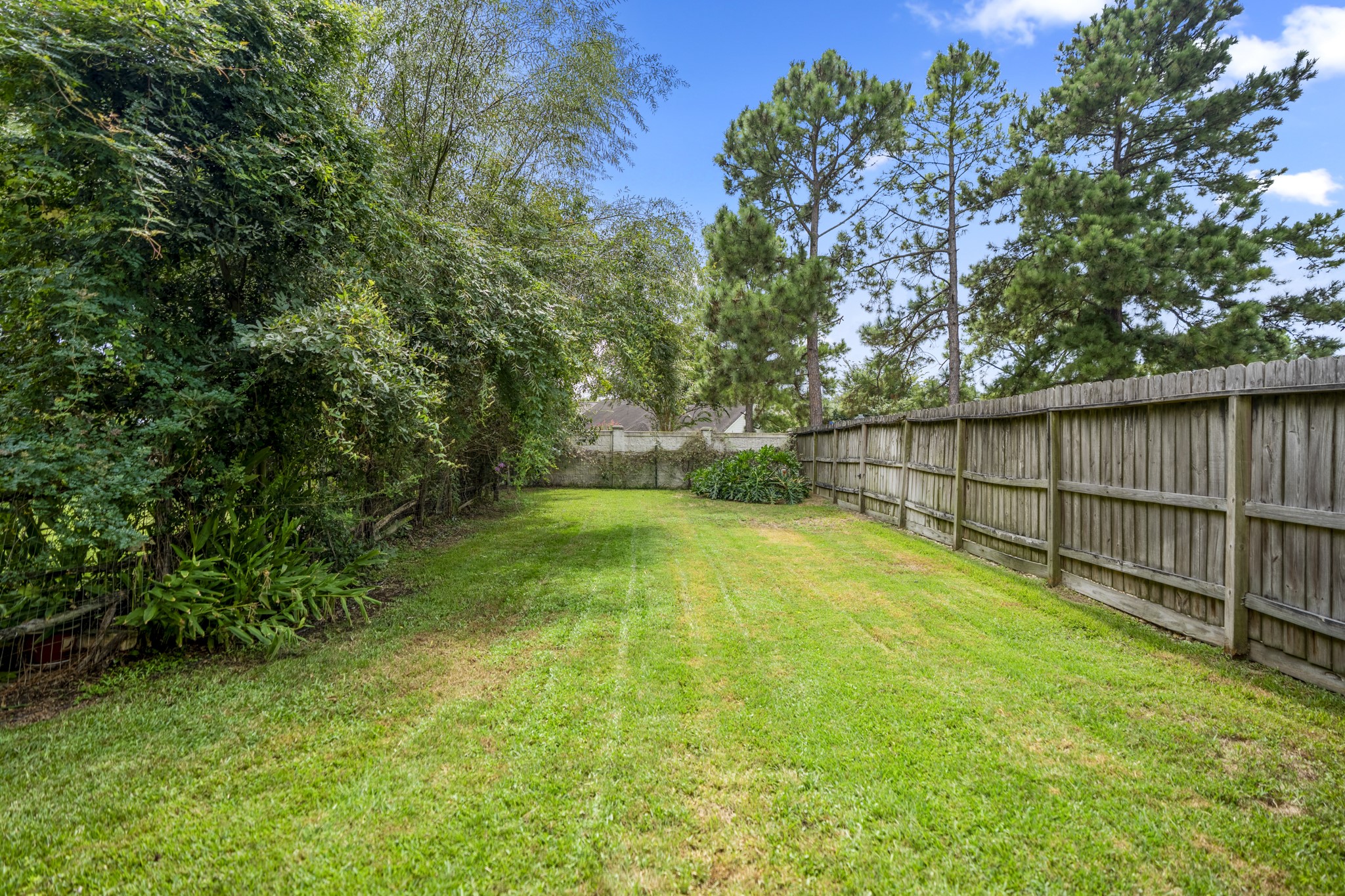 20235 Eden Pines Property Photo 35