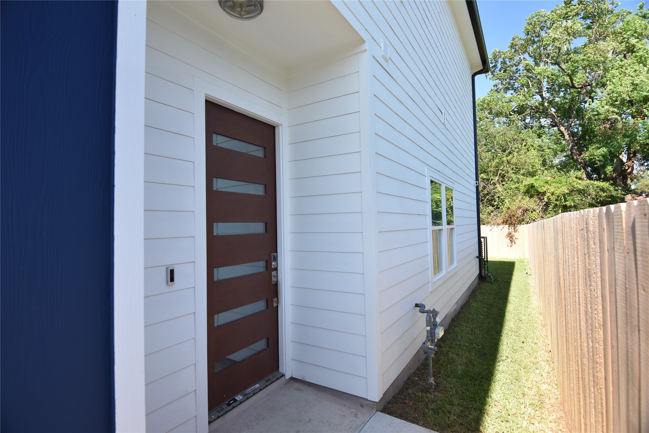 6834 A Foster Street Property Photo 6