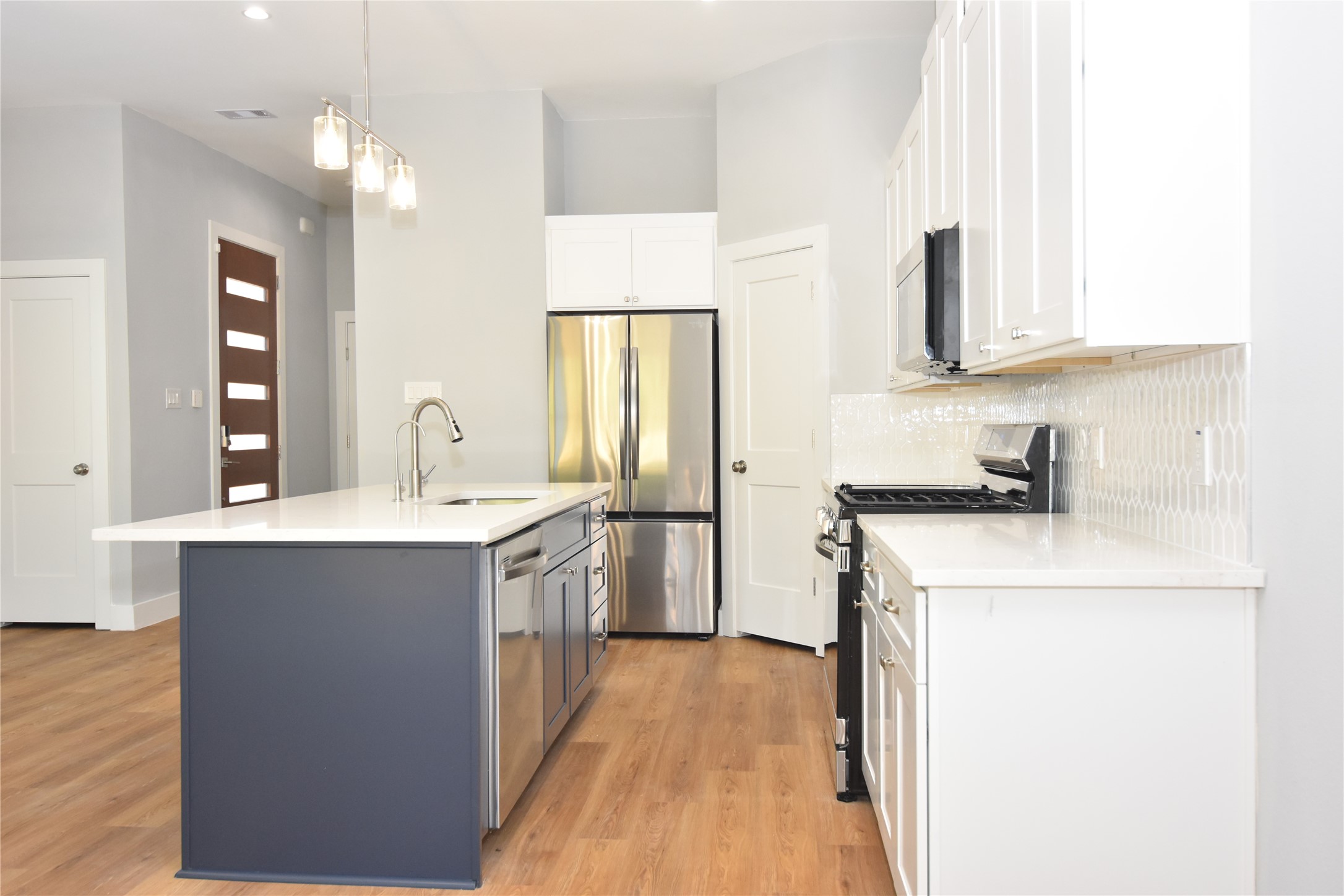 6834 A Foster Street Property Photo 11