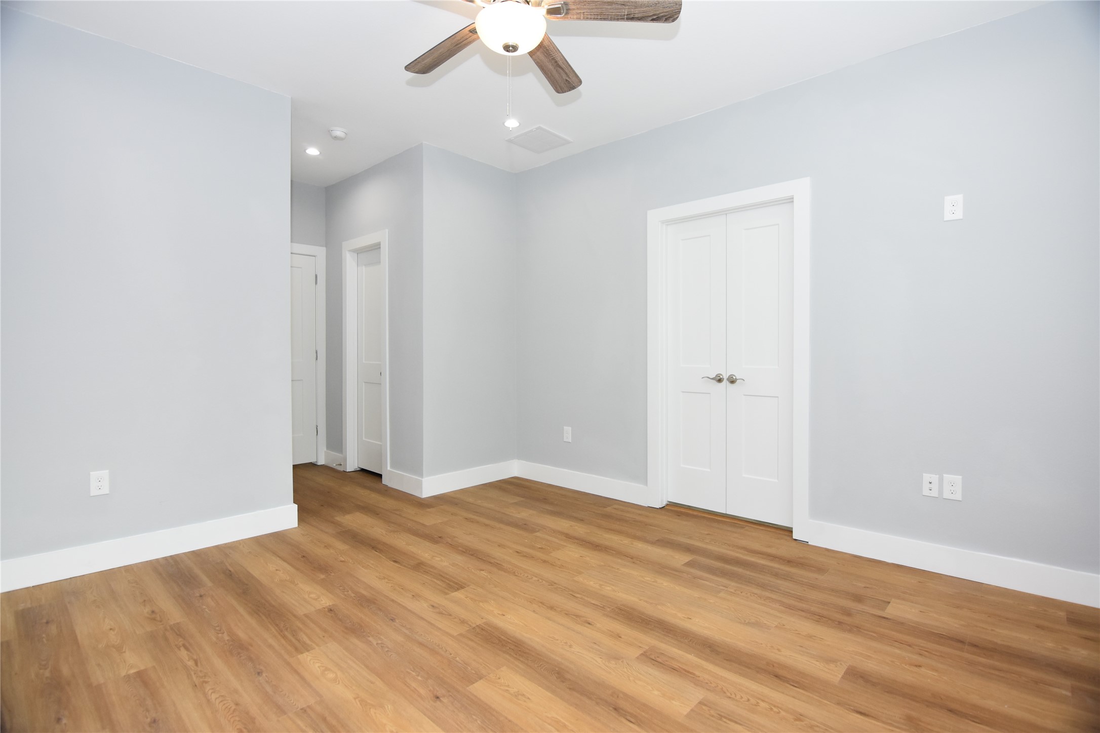 6834 A Foster Street Property Photo 18