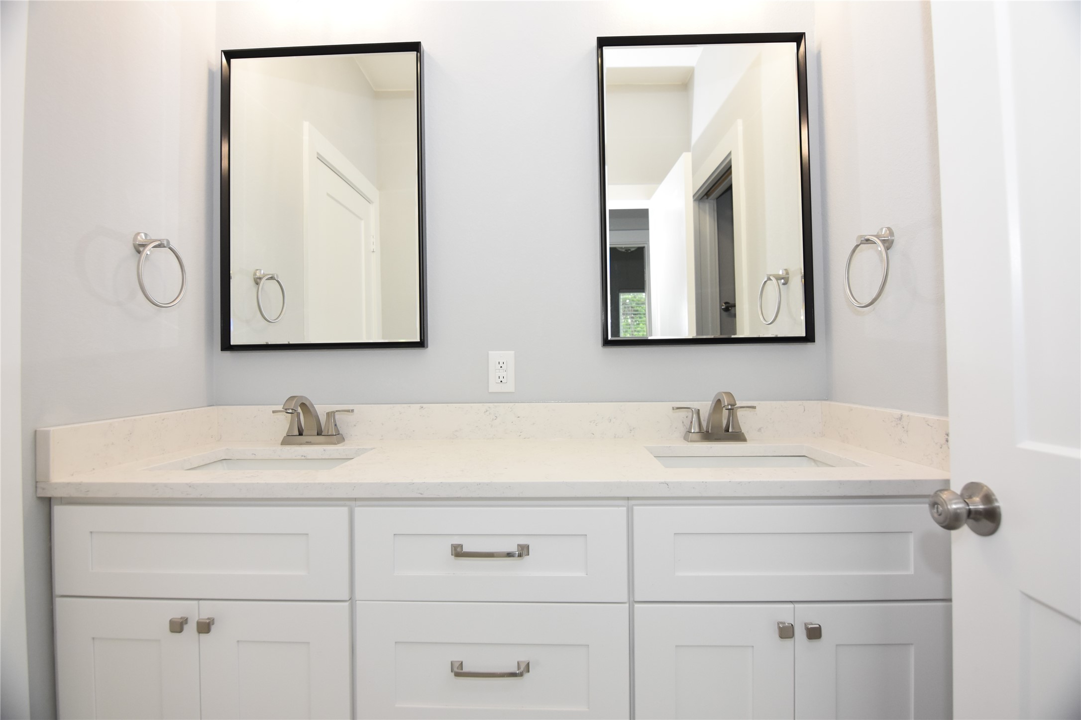 6834 A Foster Street Property Photo 25