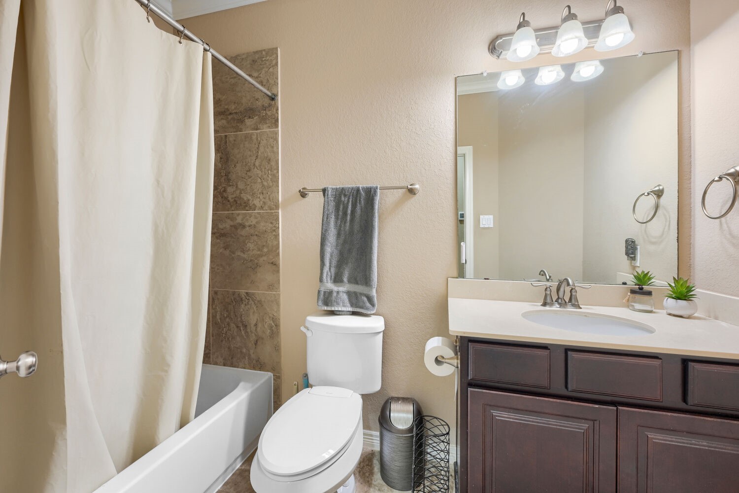 86 Trento Turn Drive Property Photo 43