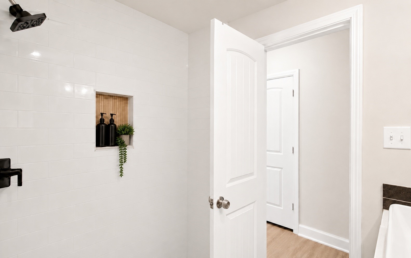 9915 Baronshire Round Property Photo 24