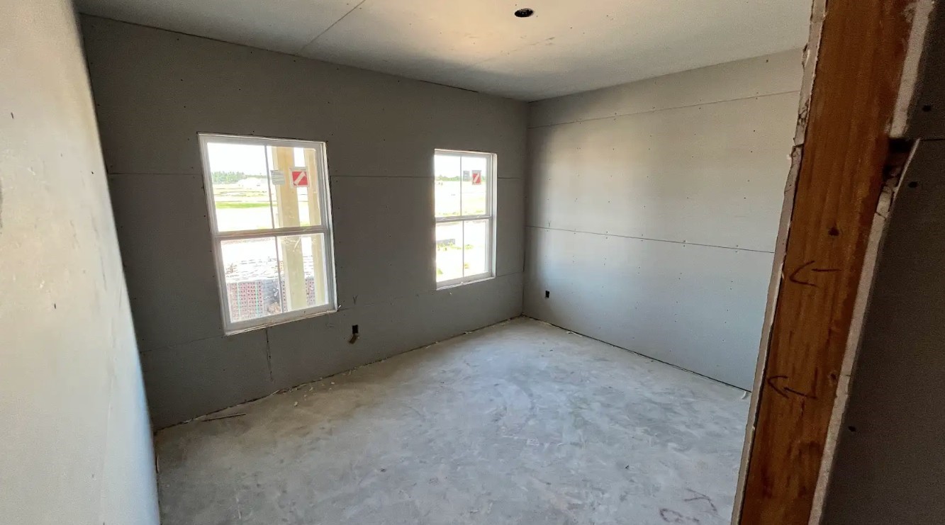 1044 Cornelian Drive Property Photo 6