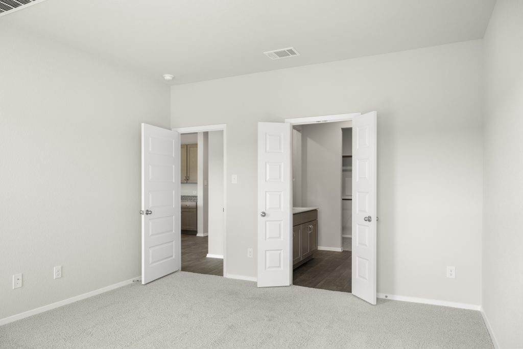 1044 Cornelian Drive Property Photo 16