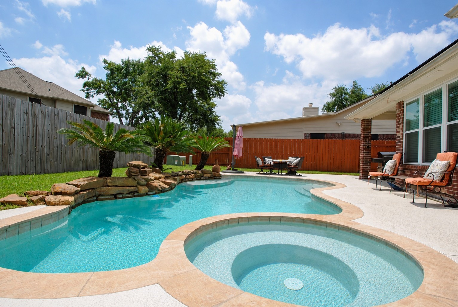 9723 Therrell Drive Property Photo 1