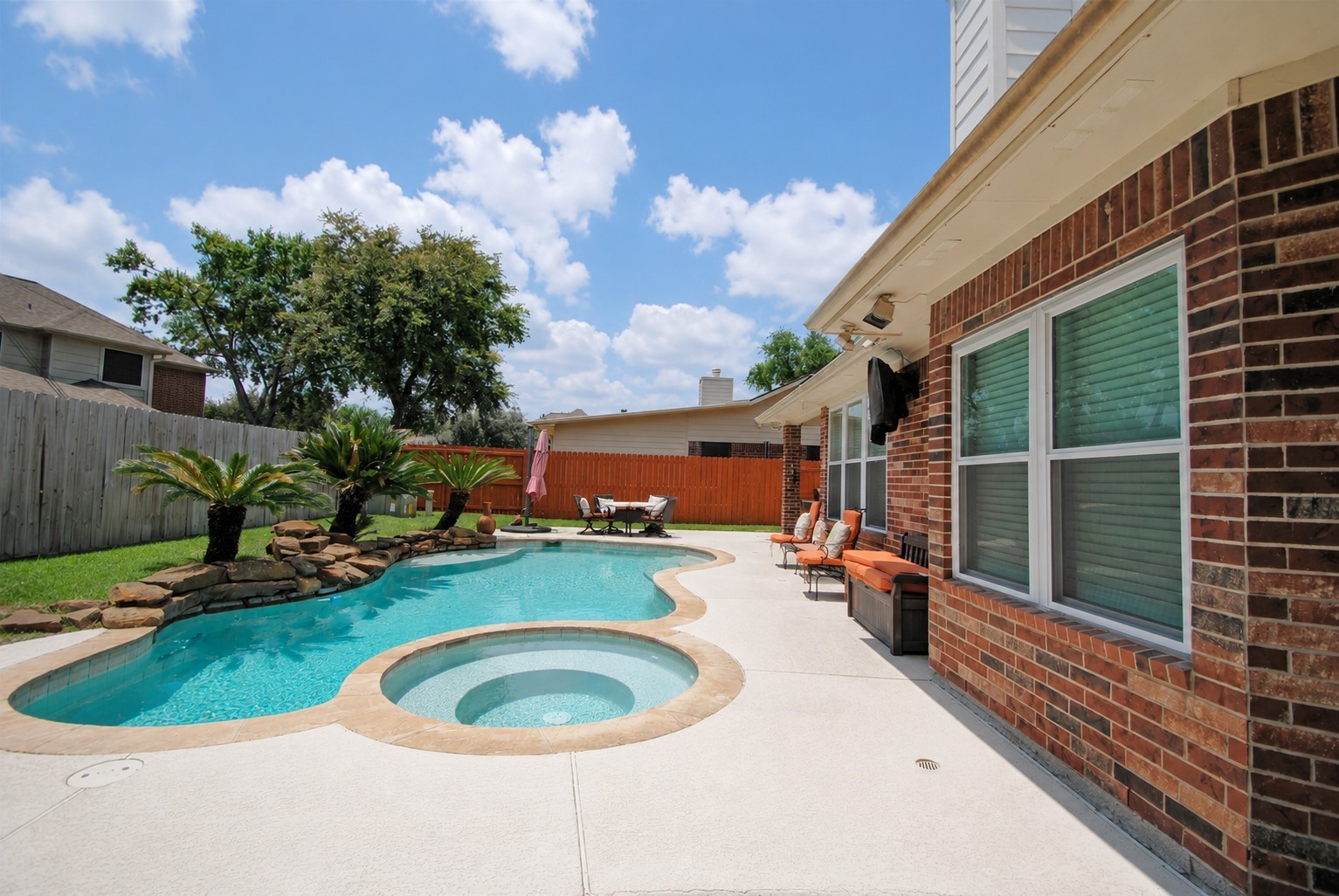 9723 Therrell Drive Property Photo 30