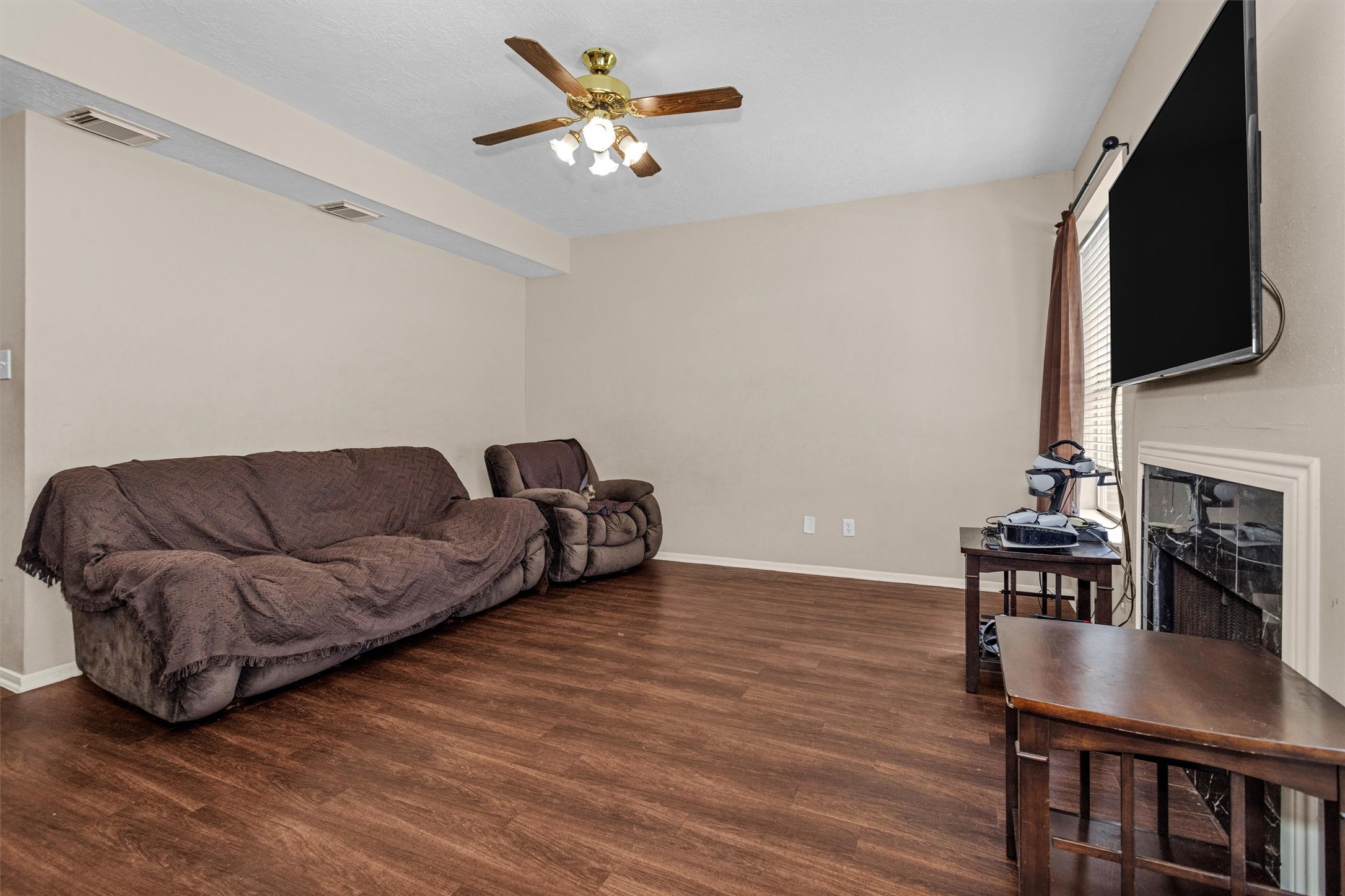 21618 Nottinghill Drive Property Photo 8