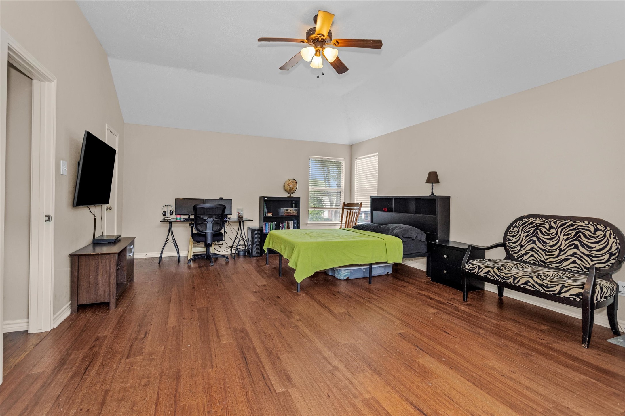 21618 Nottinghill Drive Property Photo 14