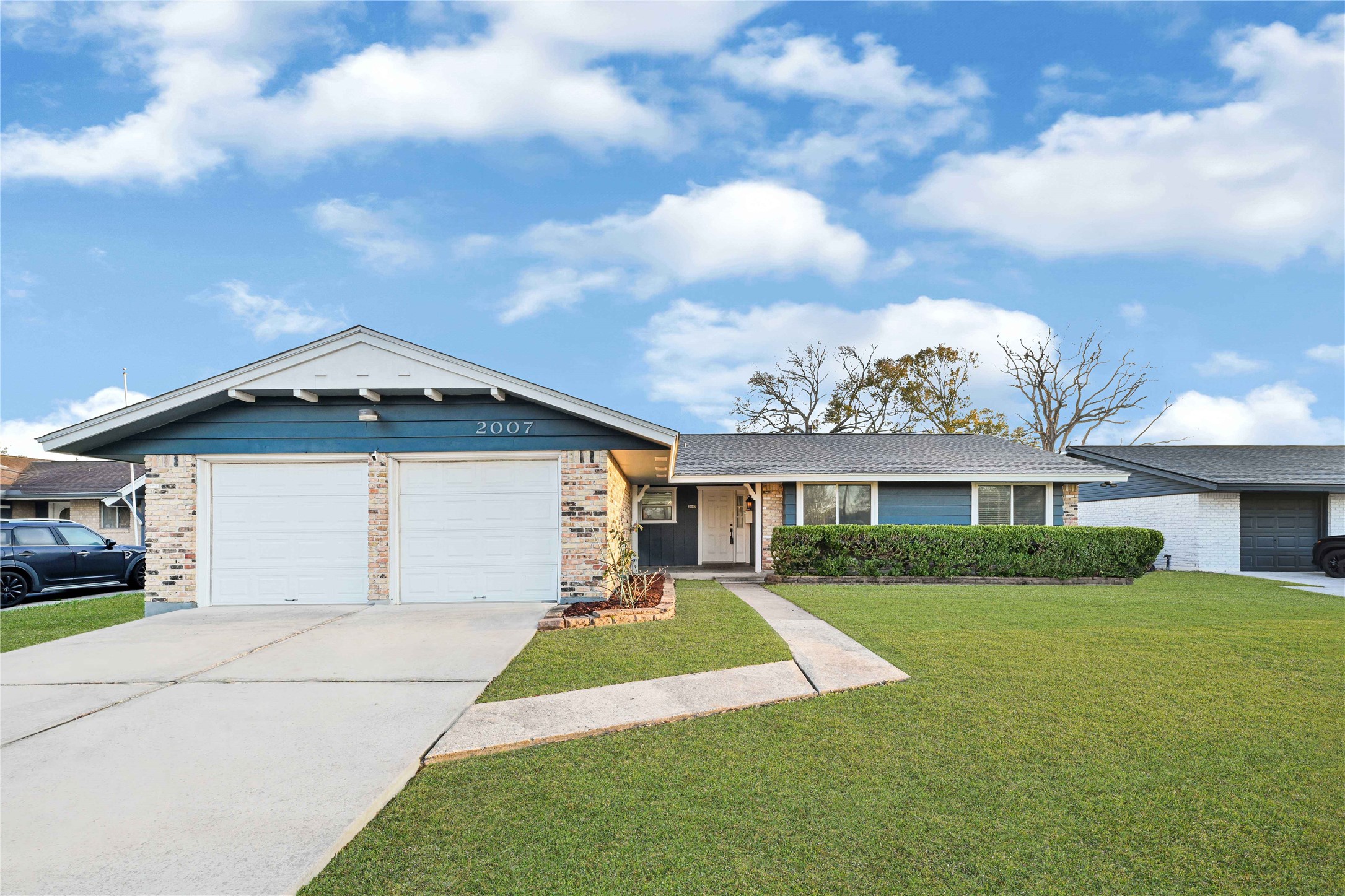 2007 Huntress Lane Property Photo