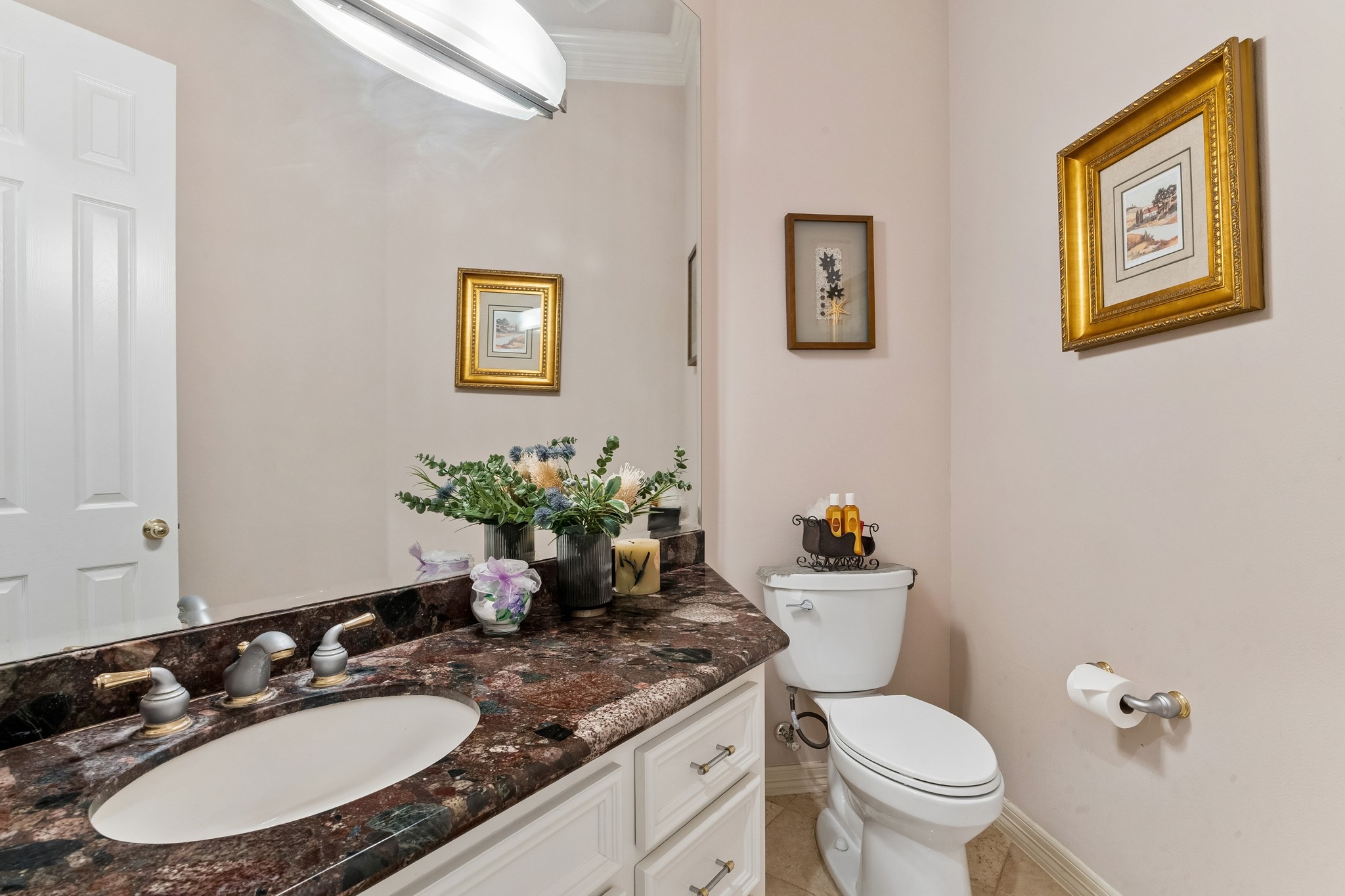 2731 Lakecrest Drive Property Photo 14