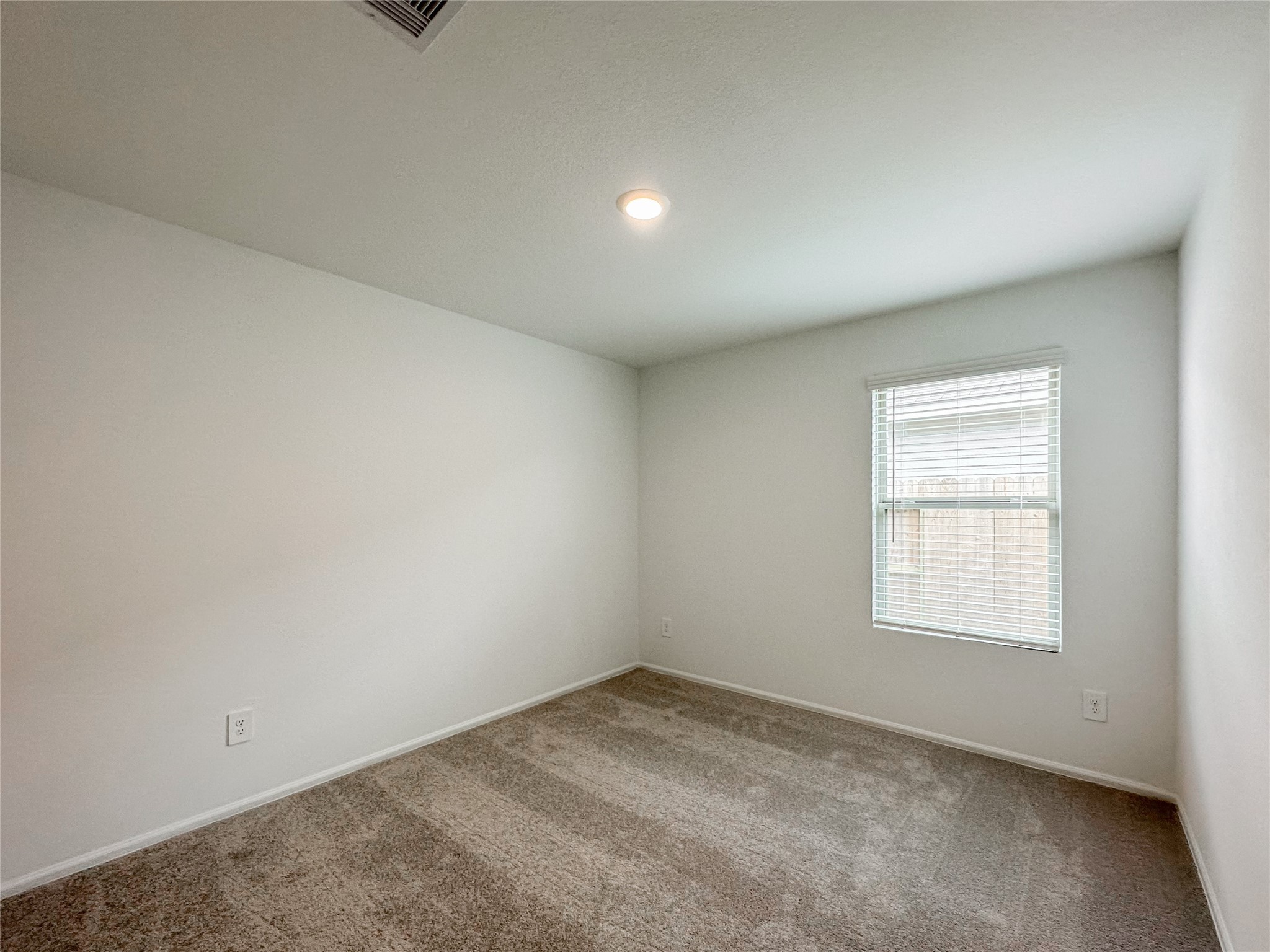 2470 Ridge Oak Drive Property Photo 16
