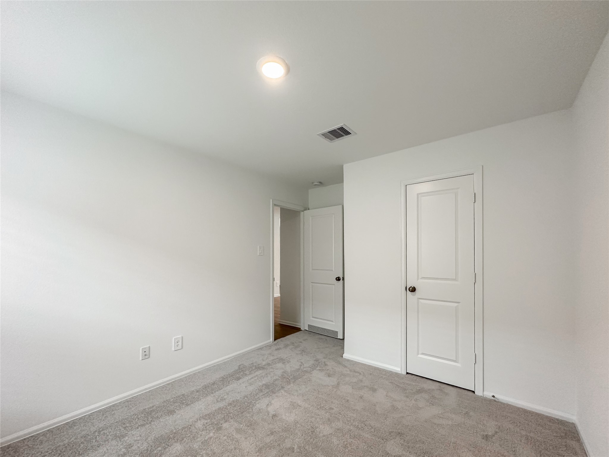 2470 Ridge Oak Drive Property Photo 18
