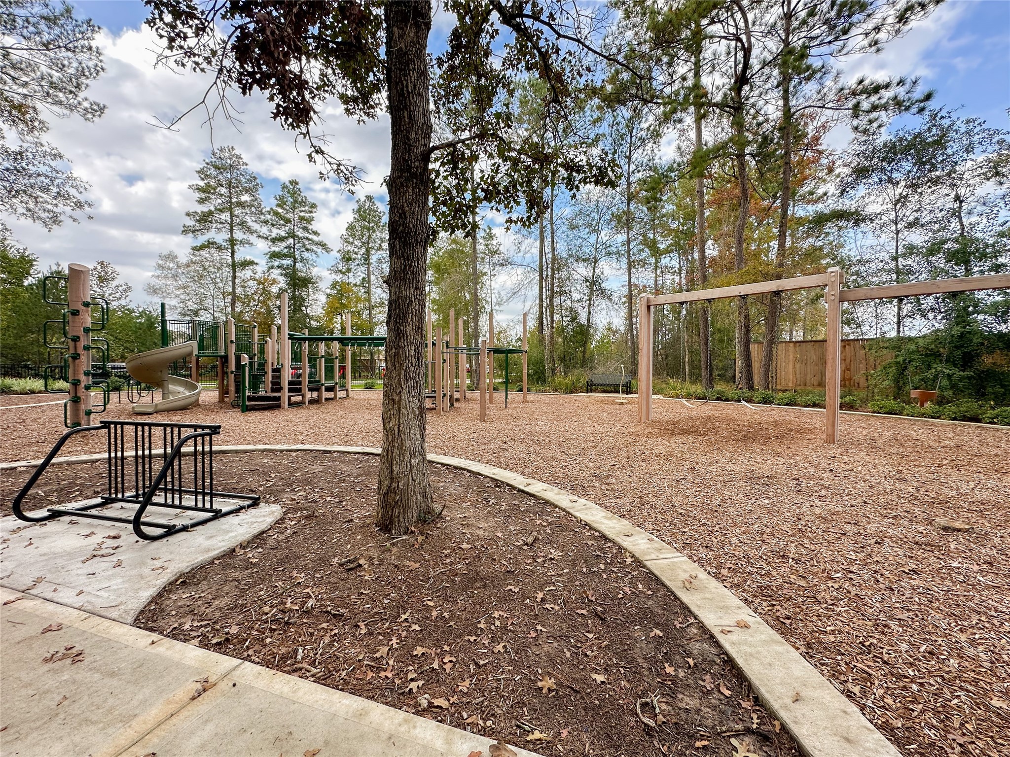 2470 Ridge Oak Drive Property Photo 24