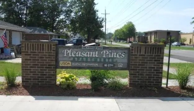 120 N Pleasant Pl Property Photo 3