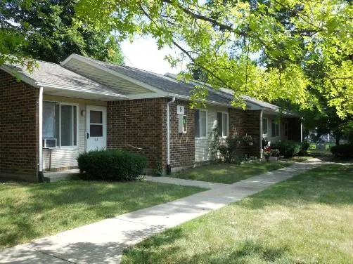 120 N Pleasant Pl Property Photo 4
