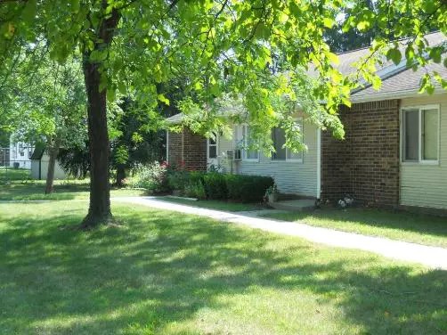 120 N Pleasant Pl Property Photo 5