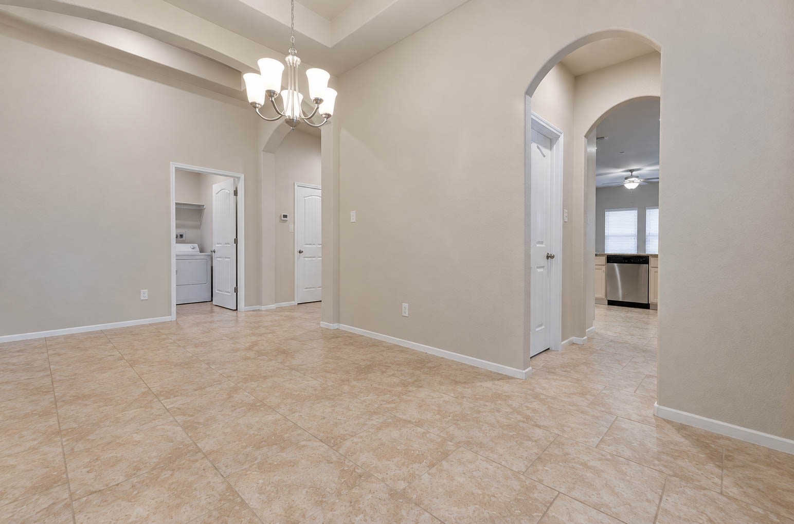 3603 Daintree Park Drive Property Photo 8