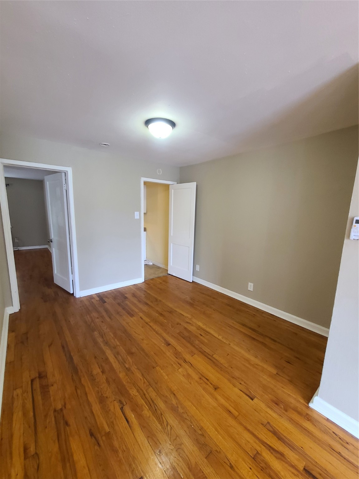1434 Lawson Street 3 Property Photo 6