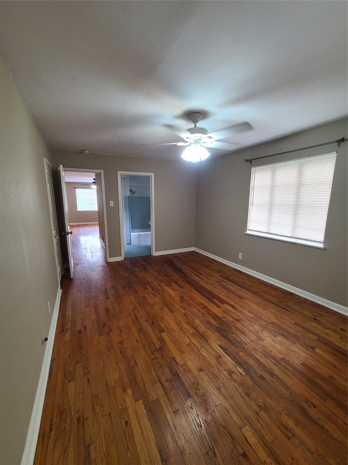 1434 Lawson Street 3 Property Photo 15