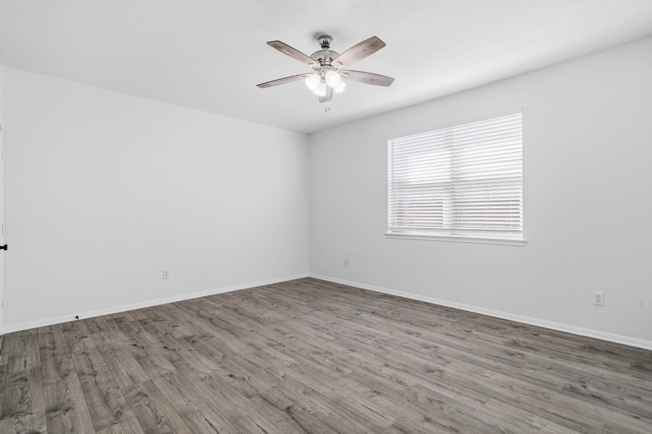 3246 Keithwood Circle W Property Photo 16