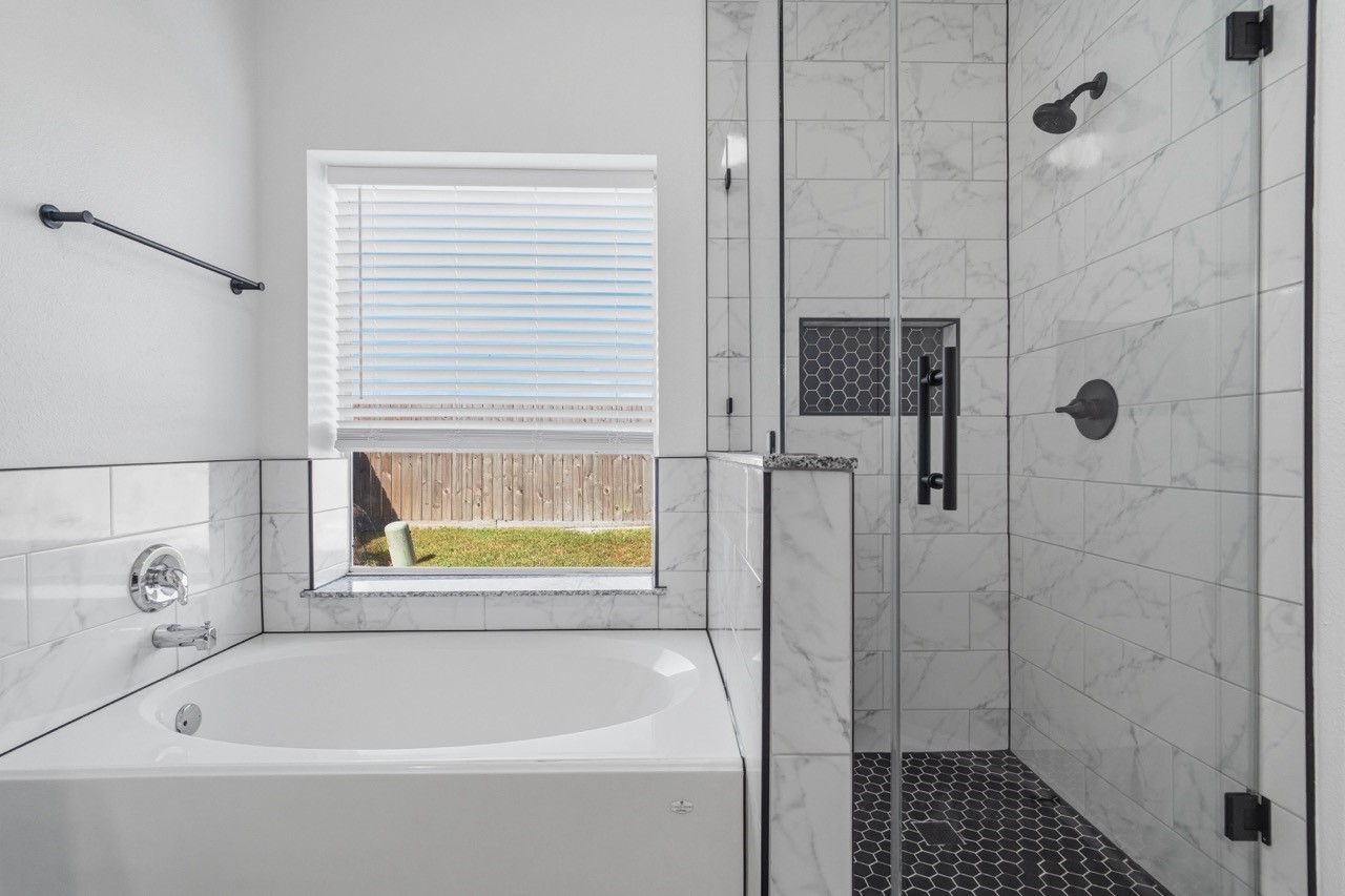 3246 Keithwood Circle W Property Photo 20