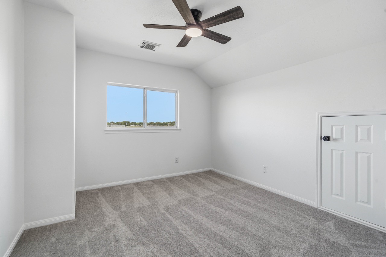 3246 Keithwood Circle W Property Photo 27