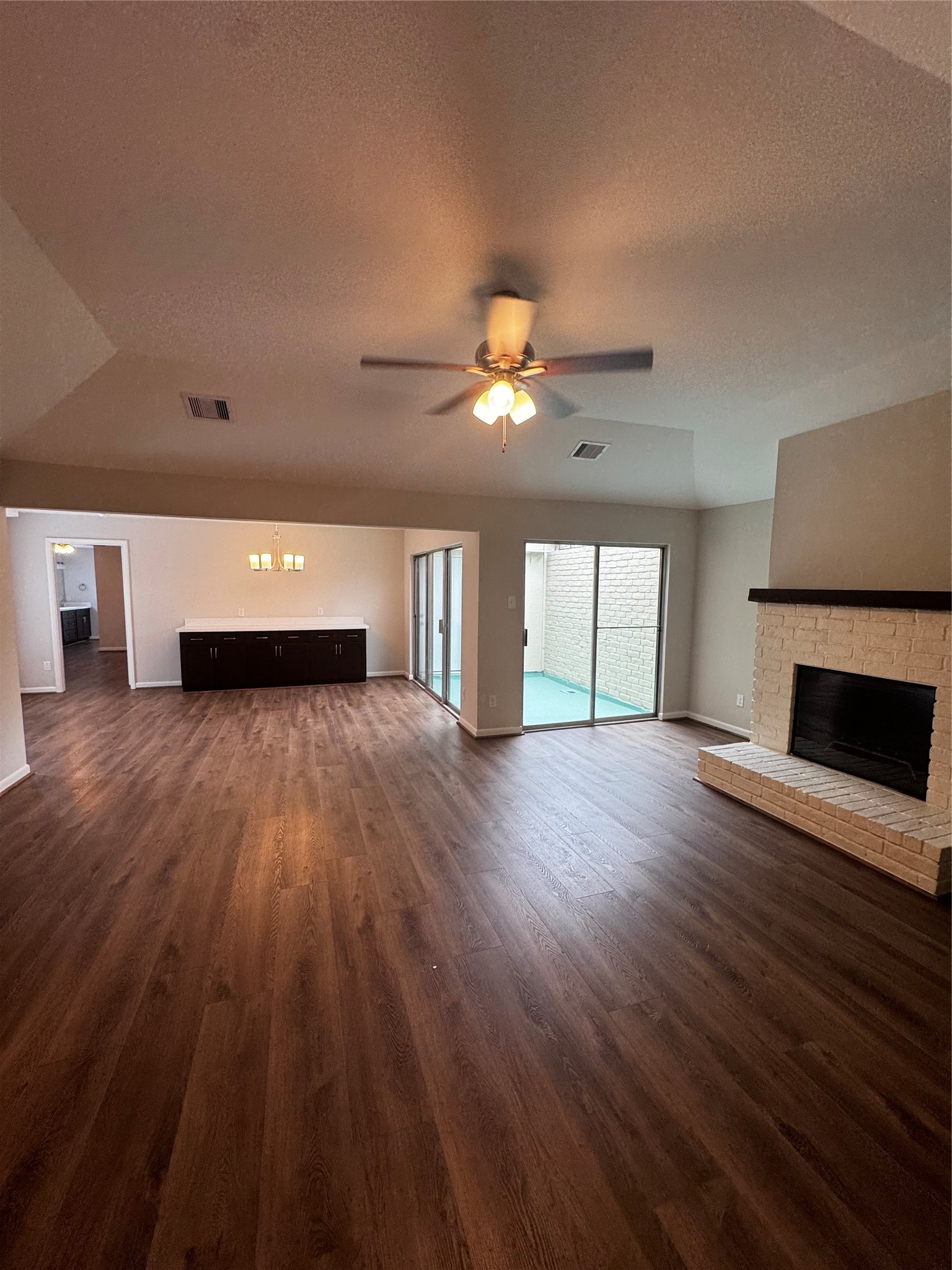 8807 Belle Glen Drive Property Photo 16