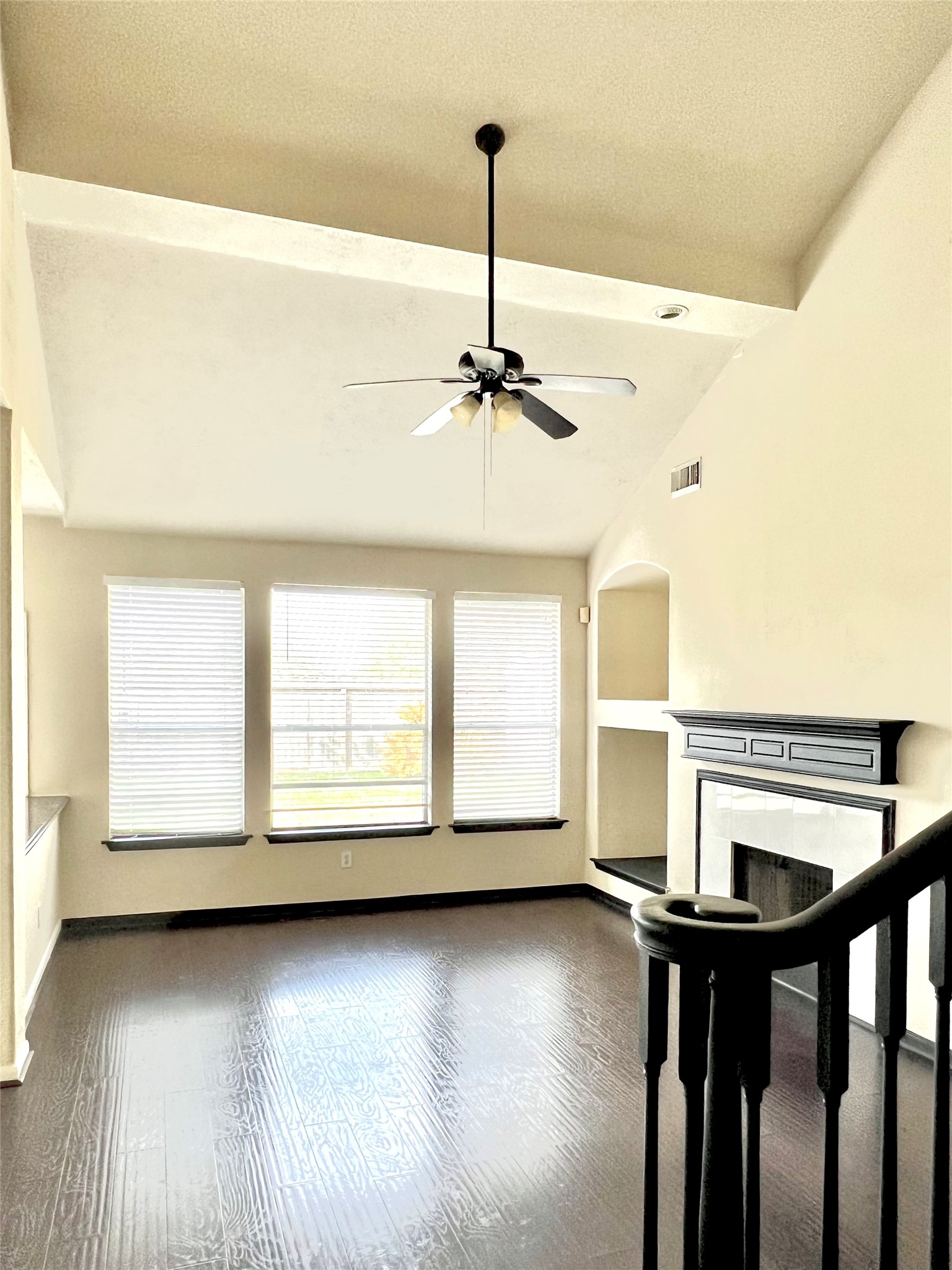 4911 Knights Branch Drive Property Photo 10