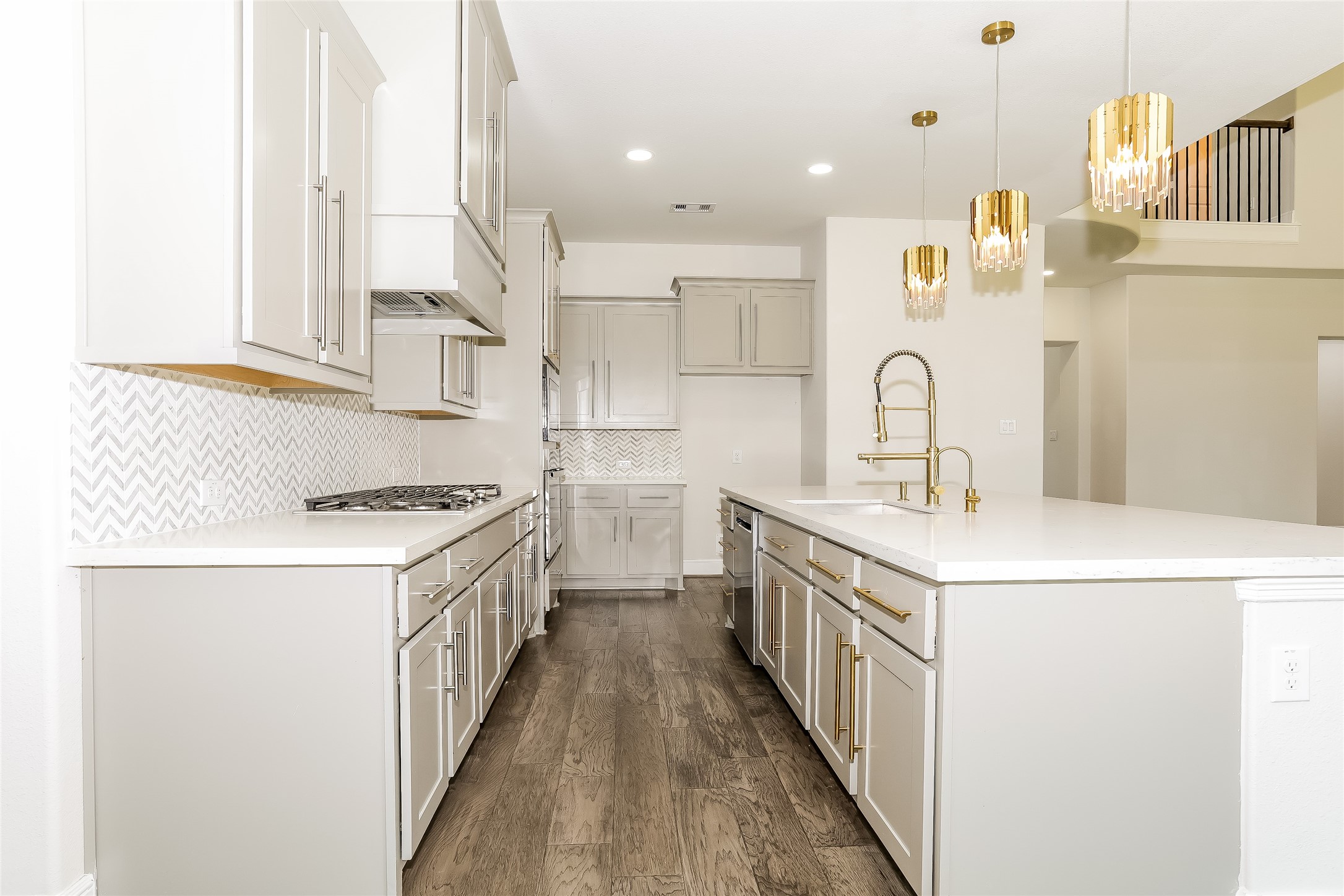 30627 S Creek Way Property Photo 11