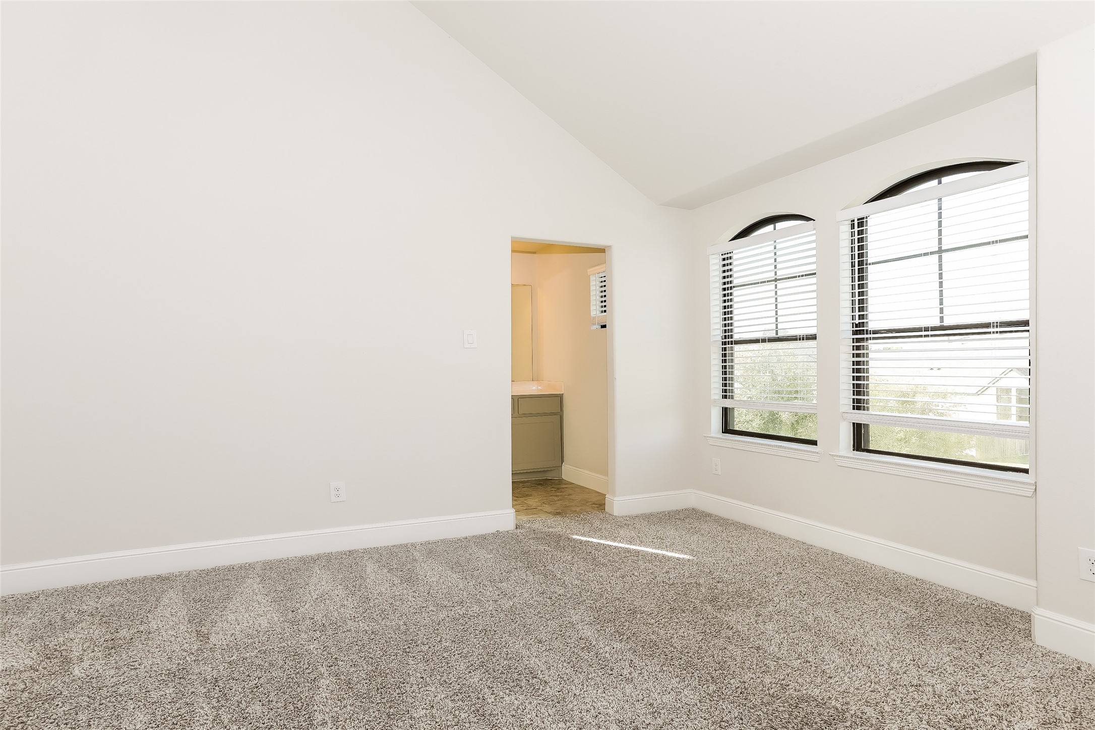 30627 S Creek Way Property Photo 23