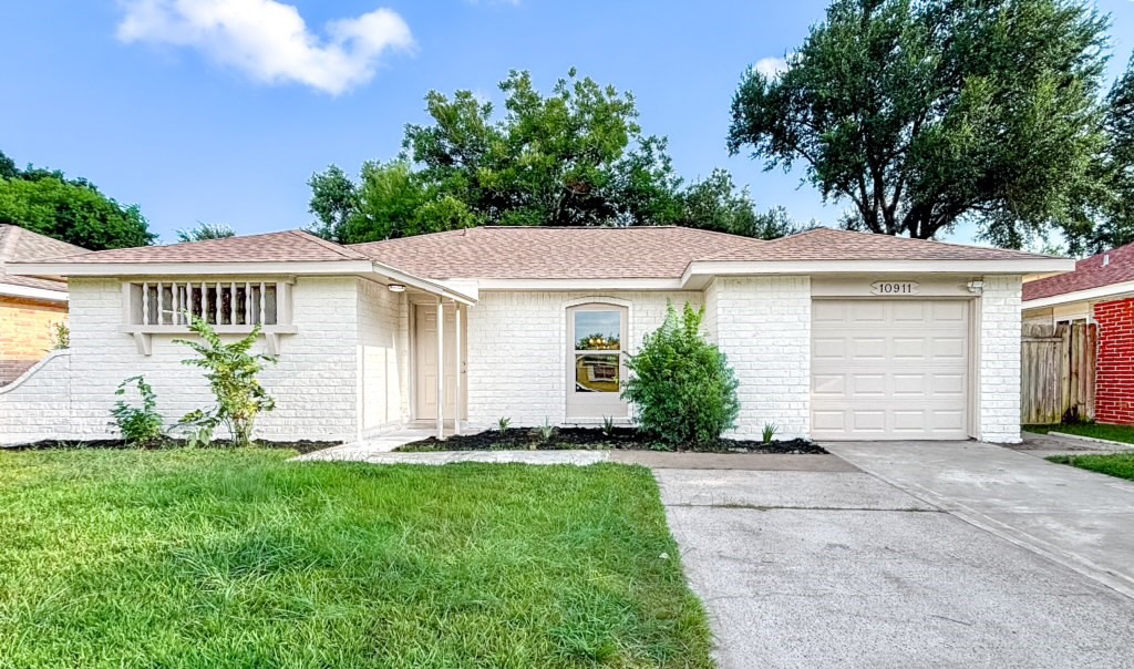 10911 Corona Lane Property Photo 4