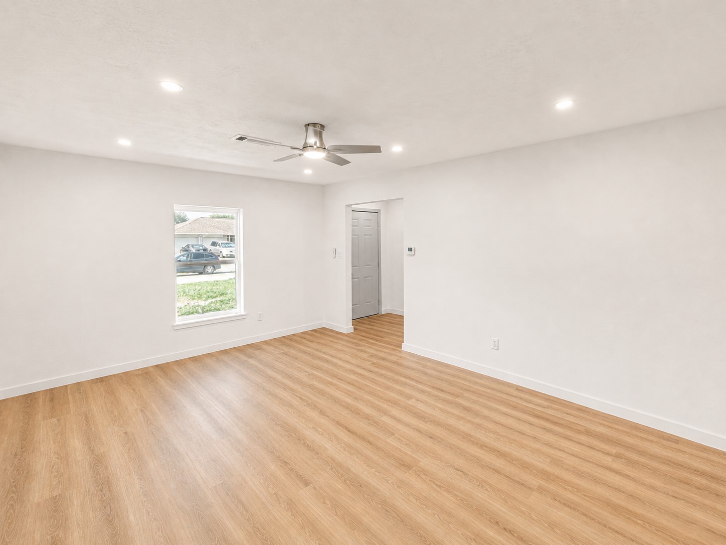 10911 Corona Lane Property Photo 10