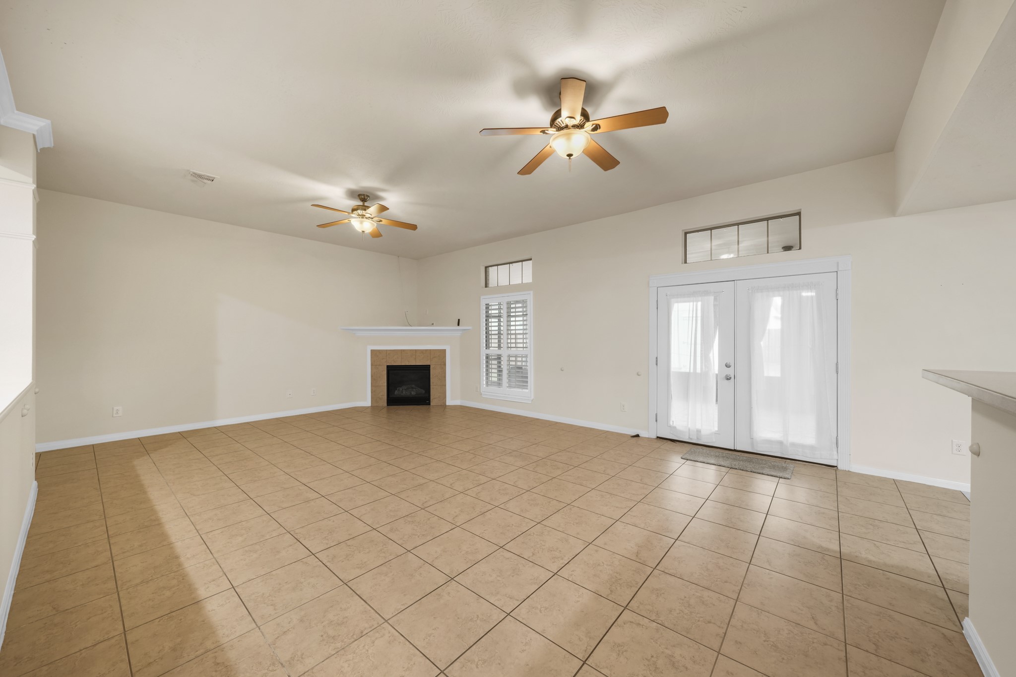 3607 Mustang Lane Property Photo 4