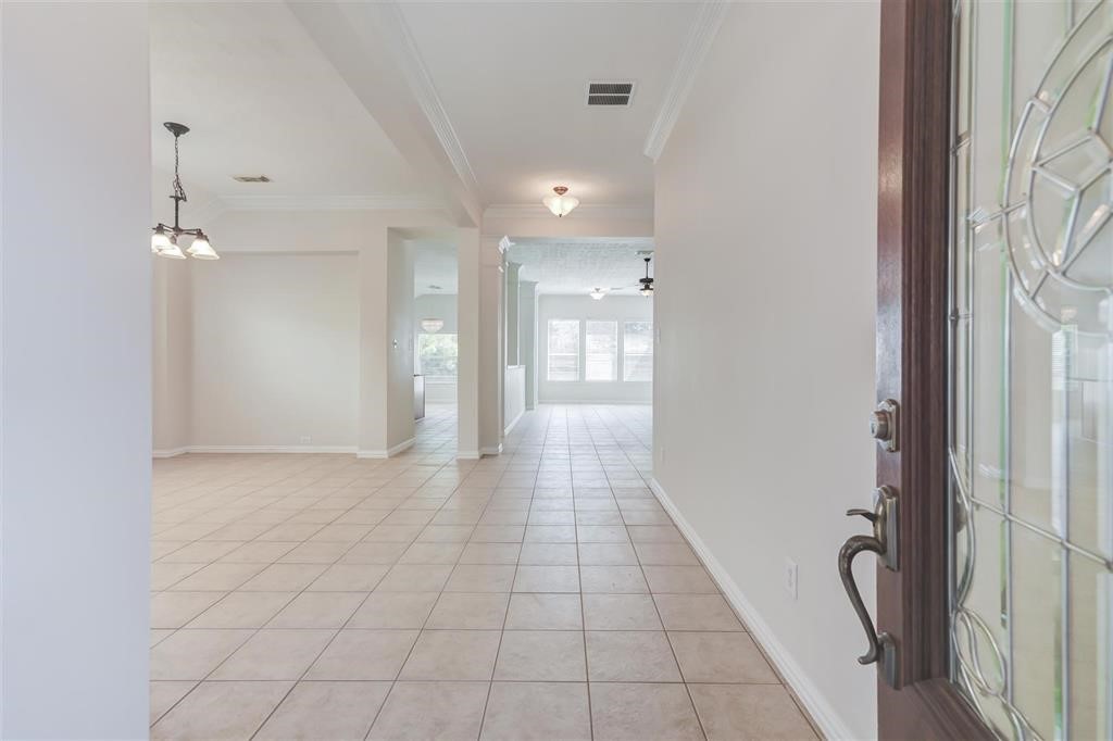 2523 Firecrest Drive Property Photo 4