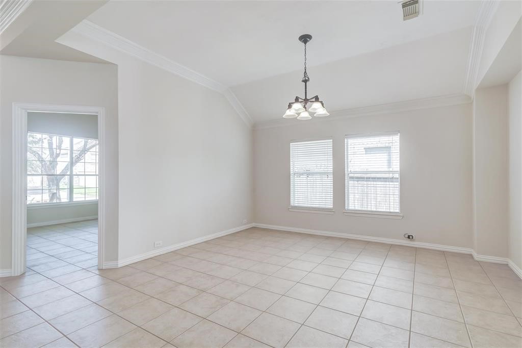 2523 Firecrest Drive Property Photo 9