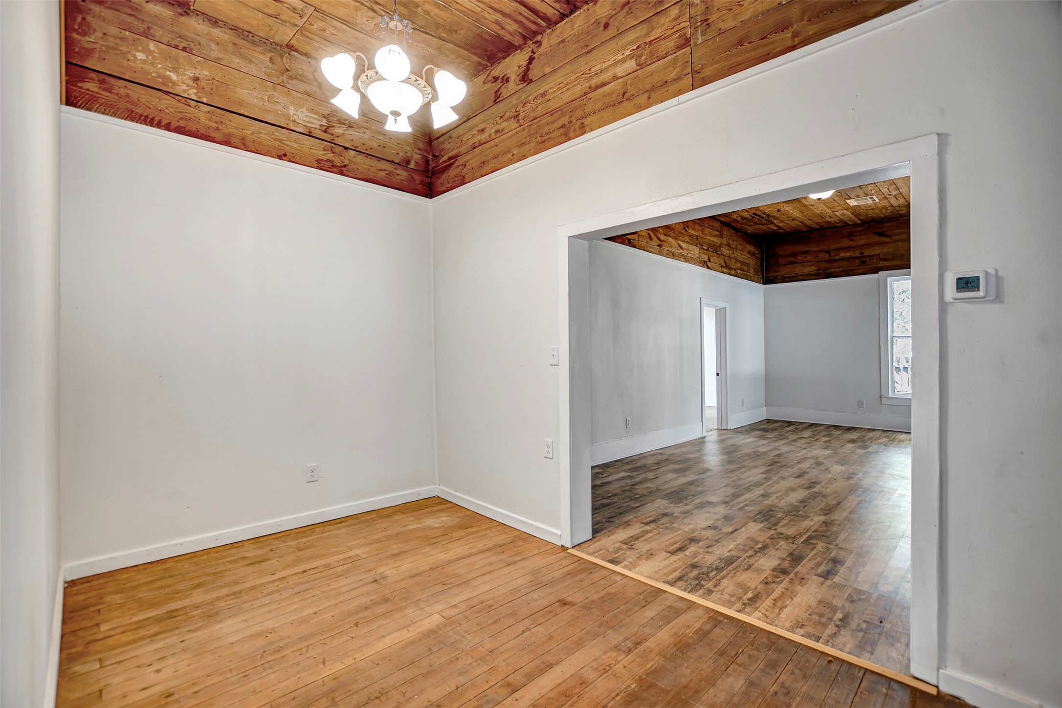 1704 N Houston Avenue Property Photo 10