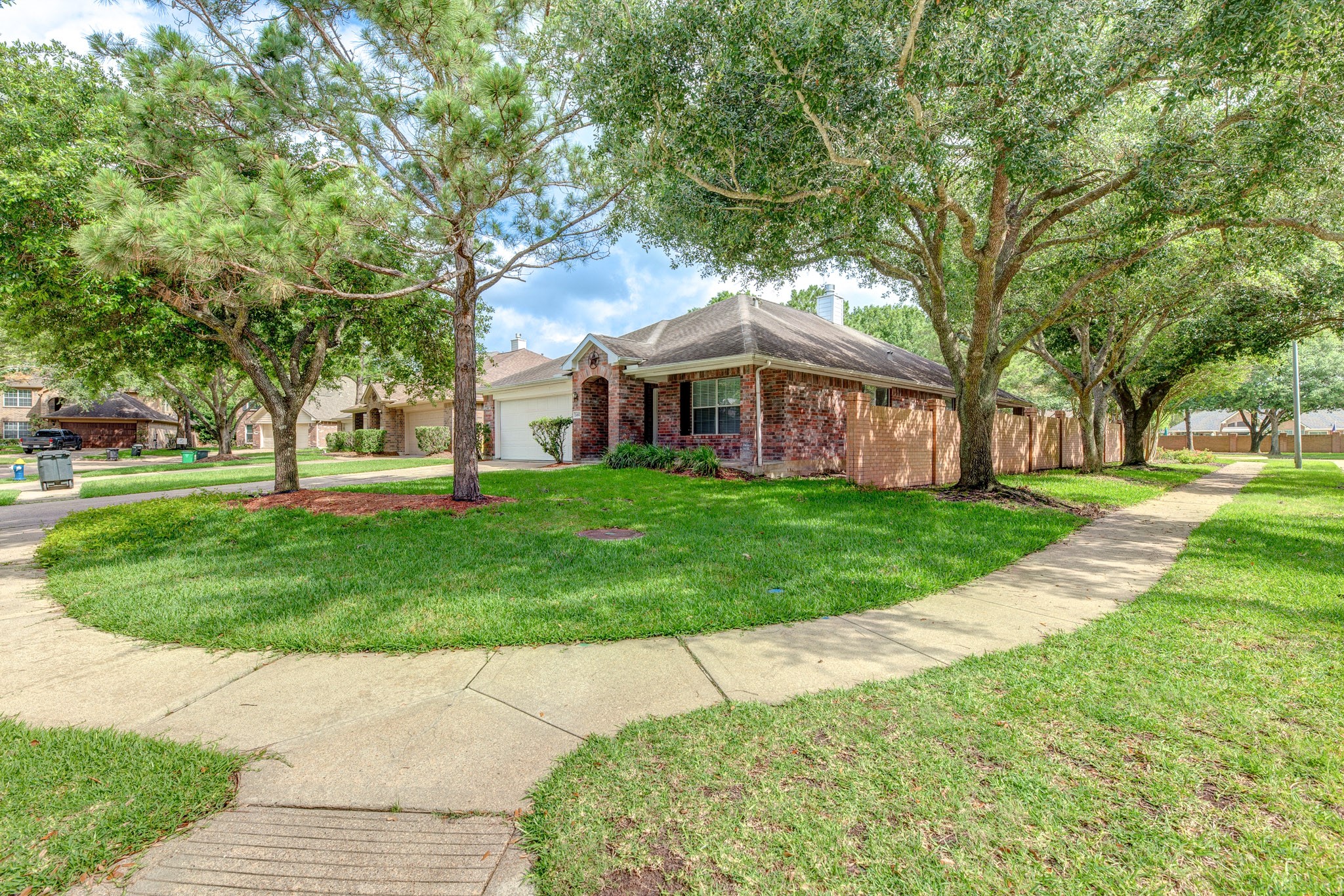 24502 Drakefield Court Property Photo 2