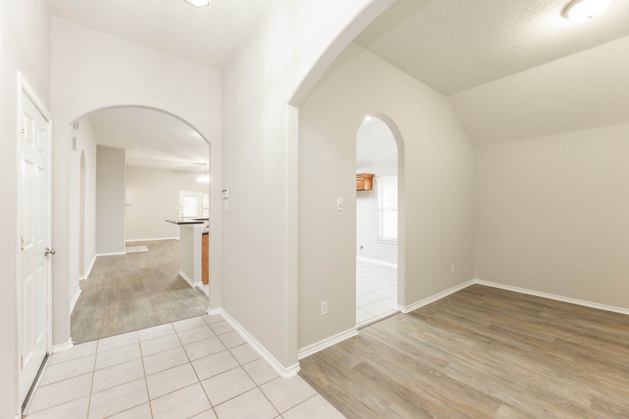 24502 Drakefield Court Property Photo 6