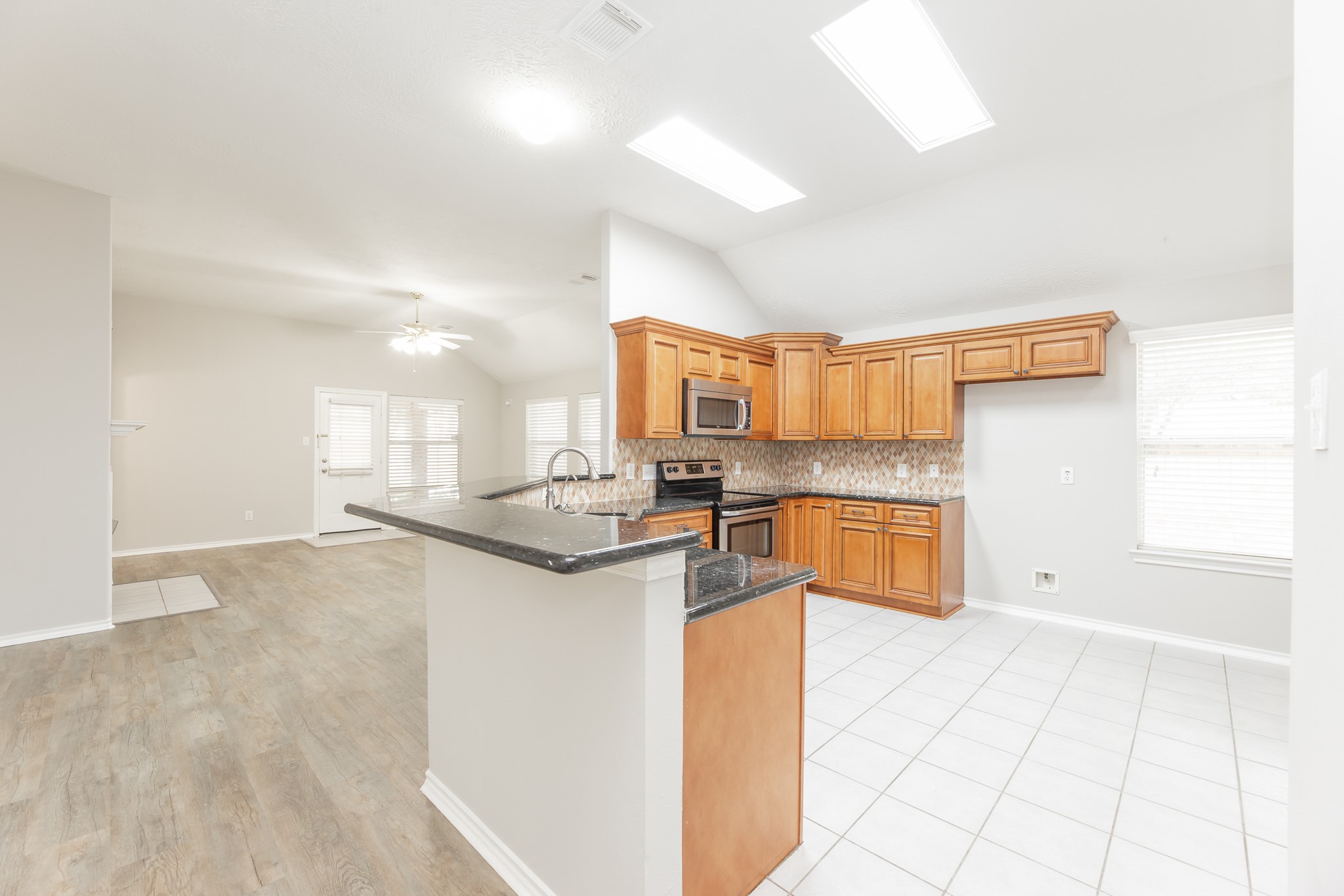24502 Drakefield Court Property Photo 8
