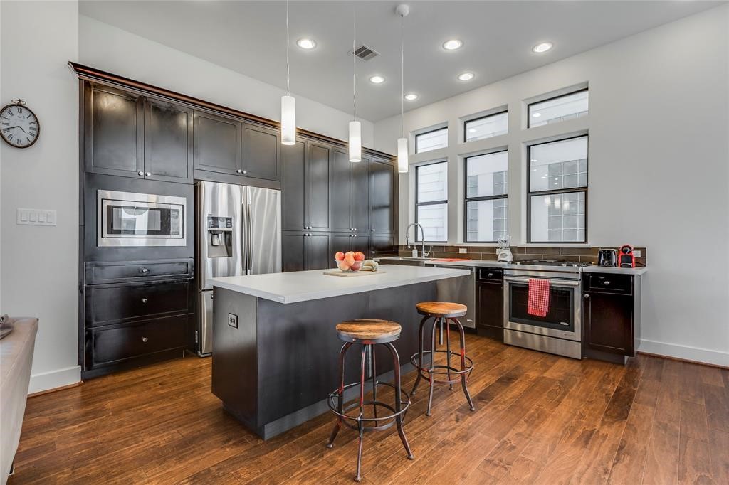 2612 Polk Street B Property Photo 1