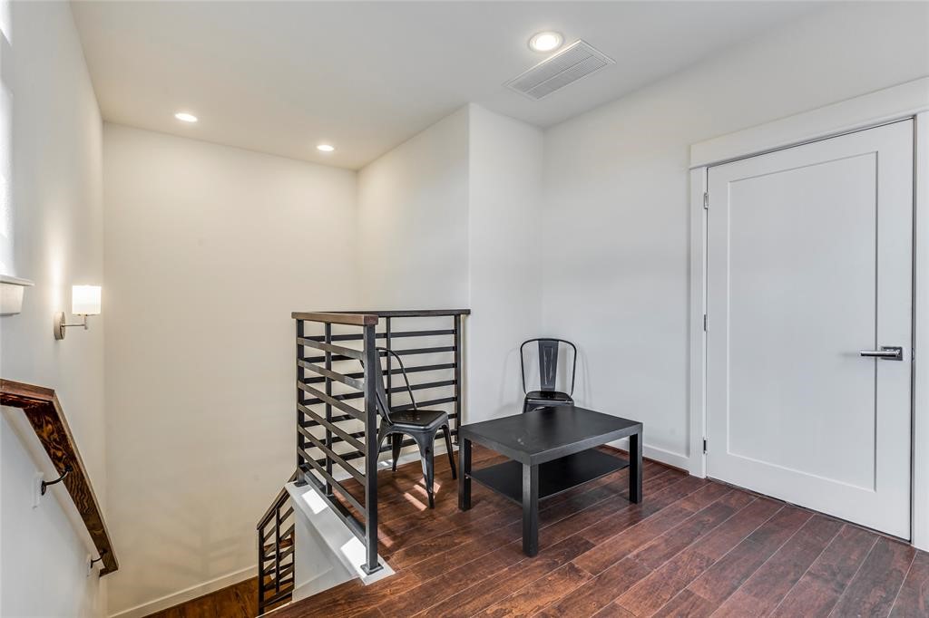 2612 Polk Street B Property Photo 25