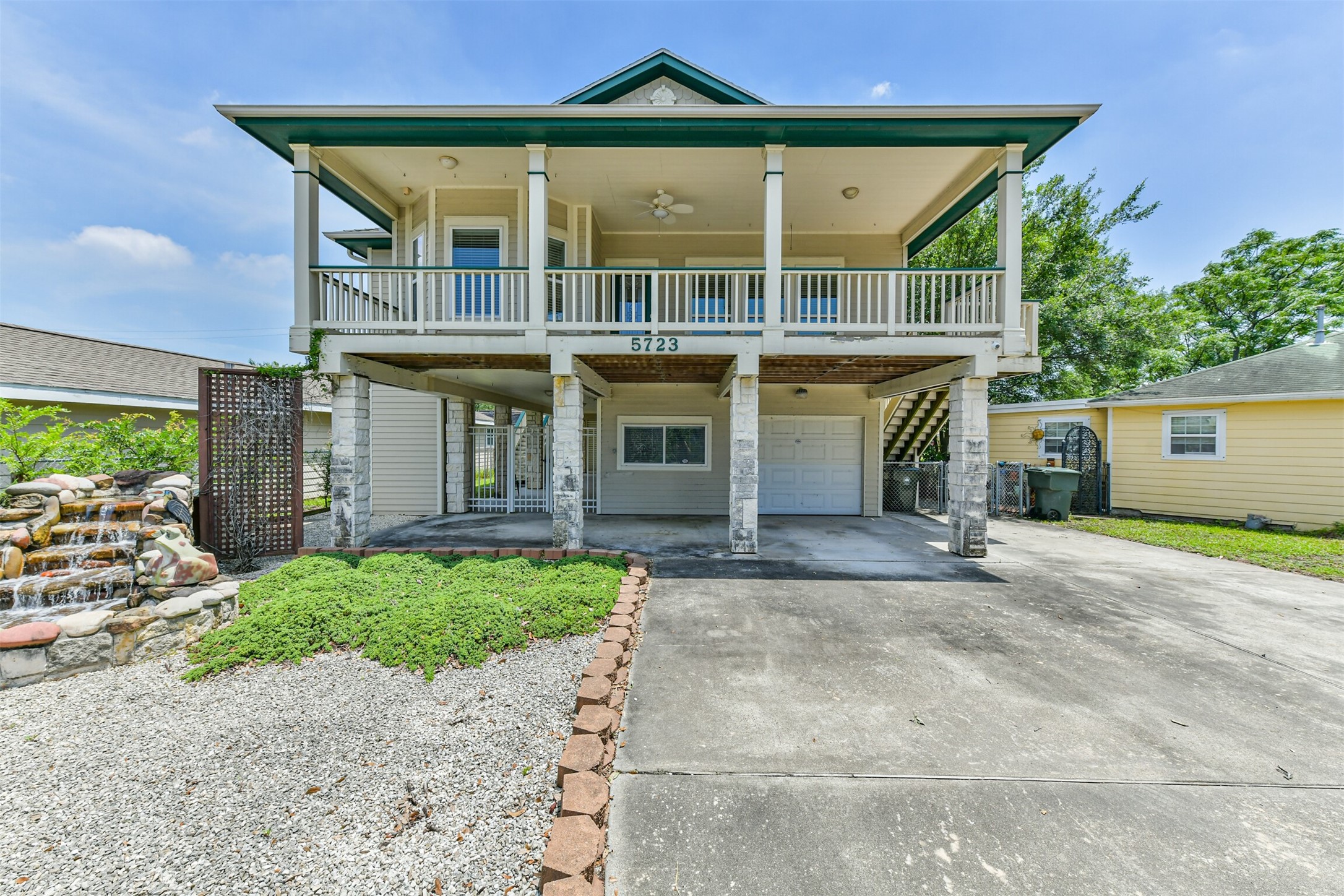 5723 Stewart Avenue Property Photo 2