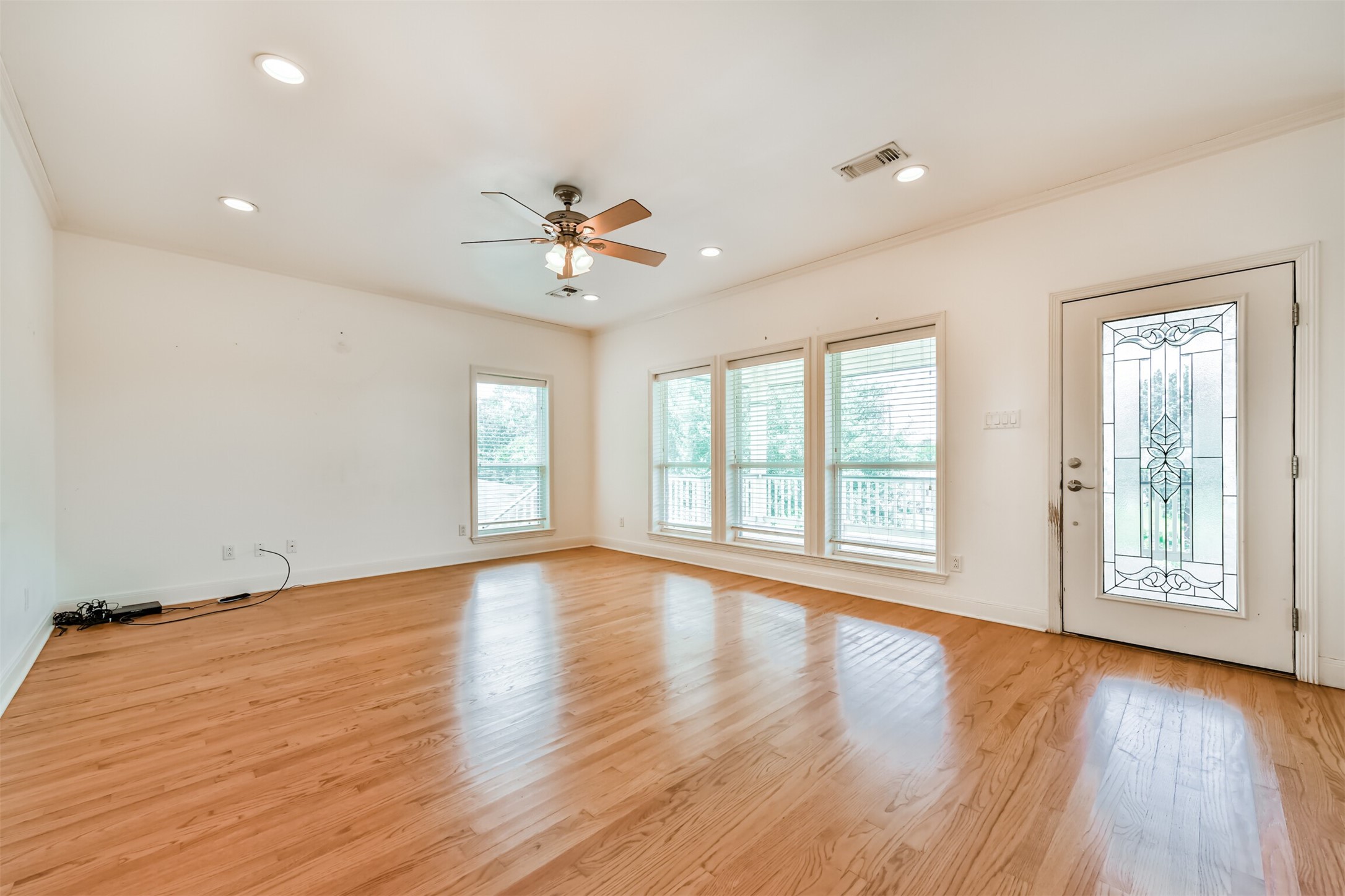 5723 Stewart Avenue Property Photo 19