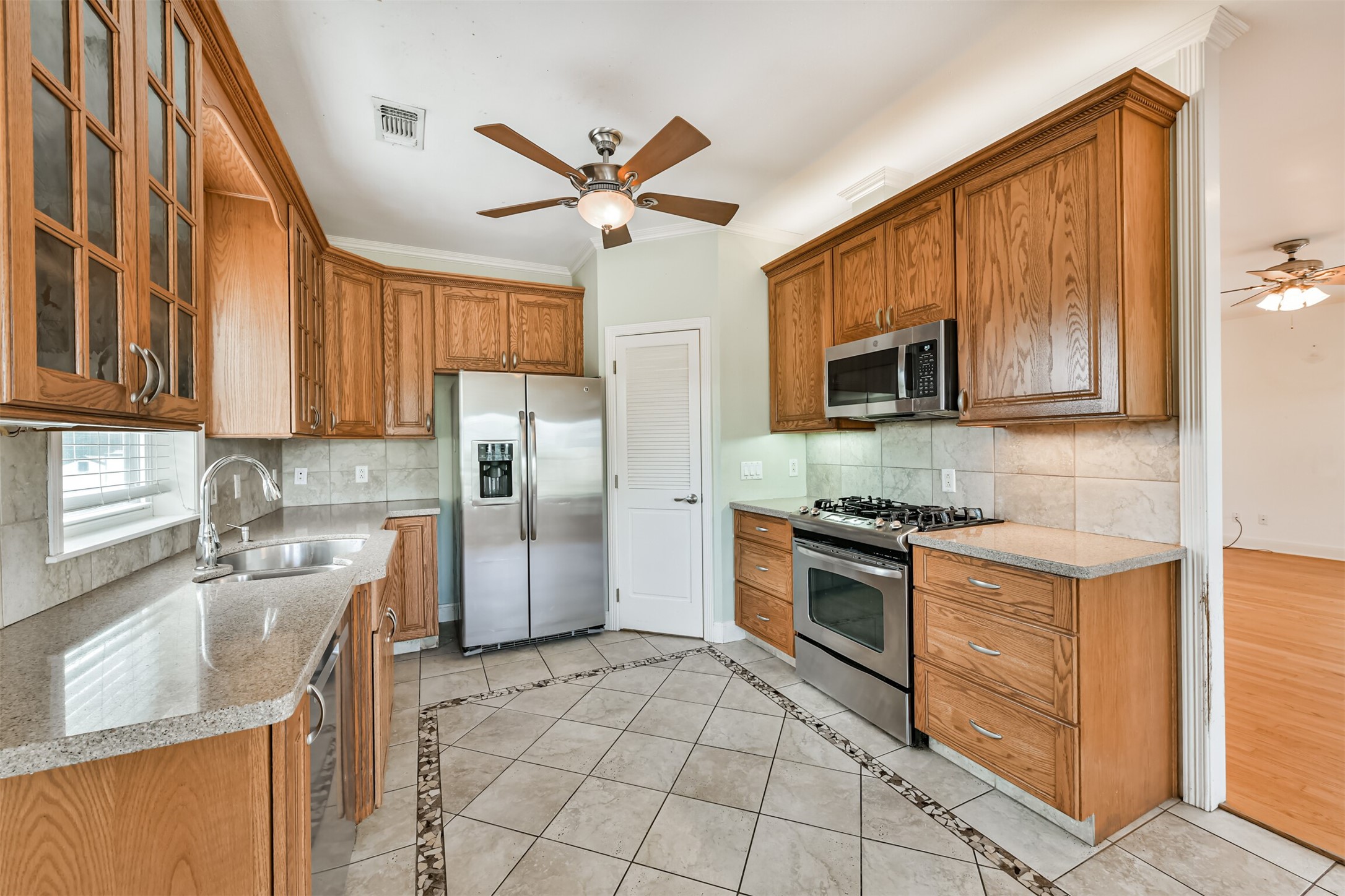 5723 Stewart Avenue Property Photo 22